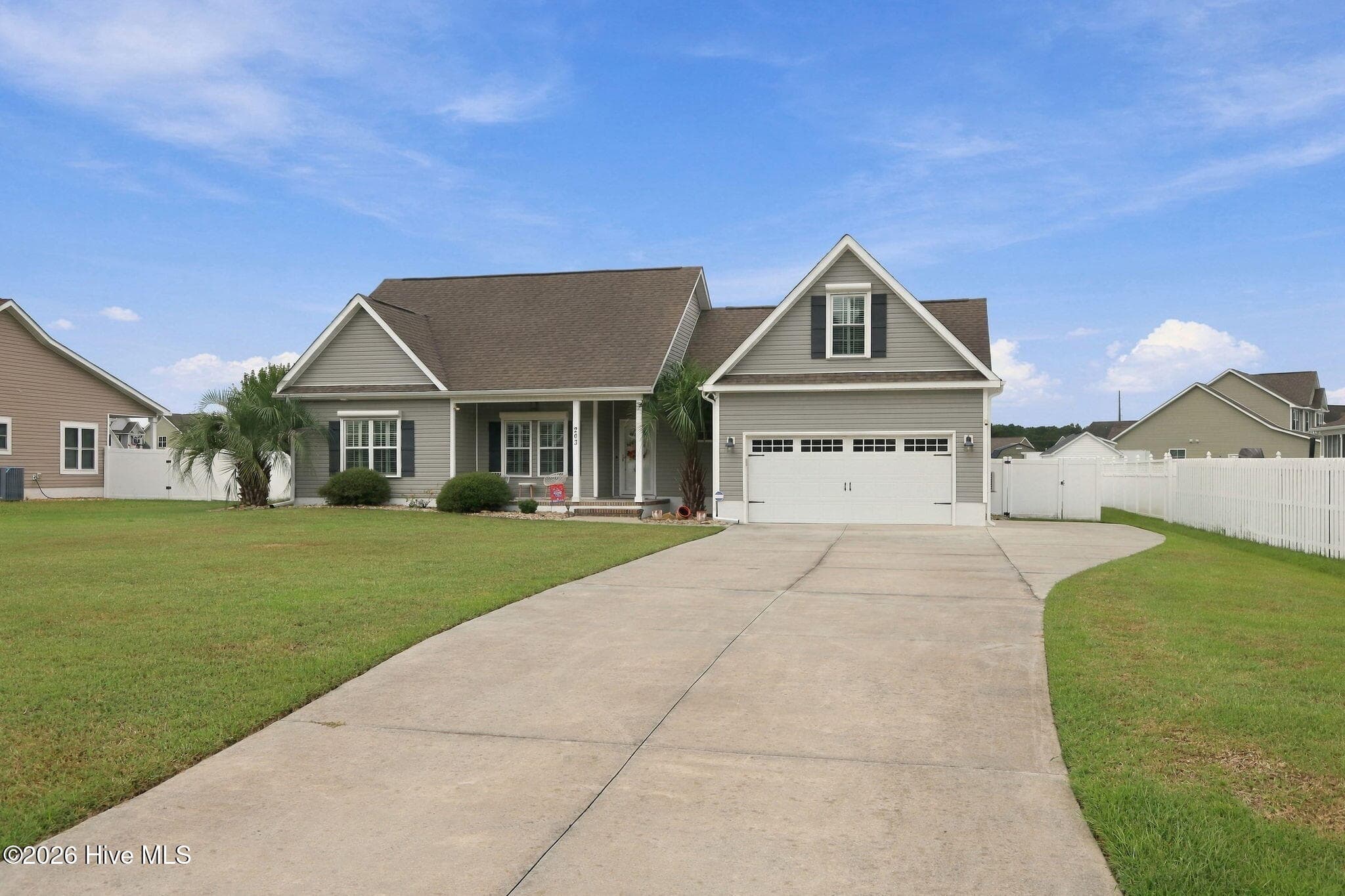 Single Family Residence at 203 Coldwater Drive, Swansboro, NC 28584, photo 3 of 49