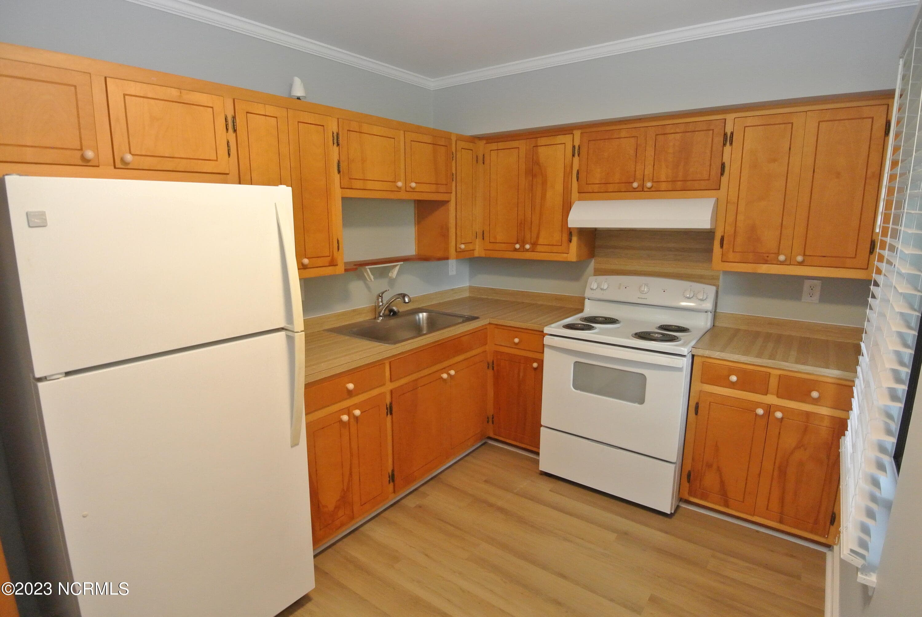 Apartment at 2 Linksiders Road, New Bern, NC 28562, photo 7 of 21