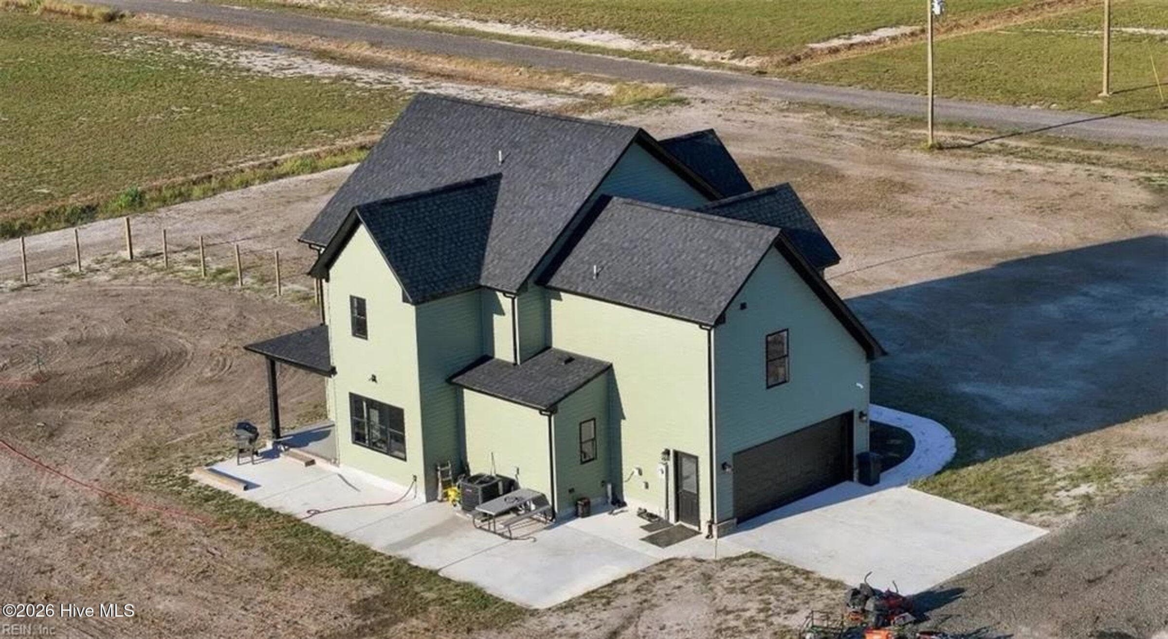 Single Family Residence at 1383 Turnpike Road, Elizabeth City, NC 27909, photo 4 of 41
