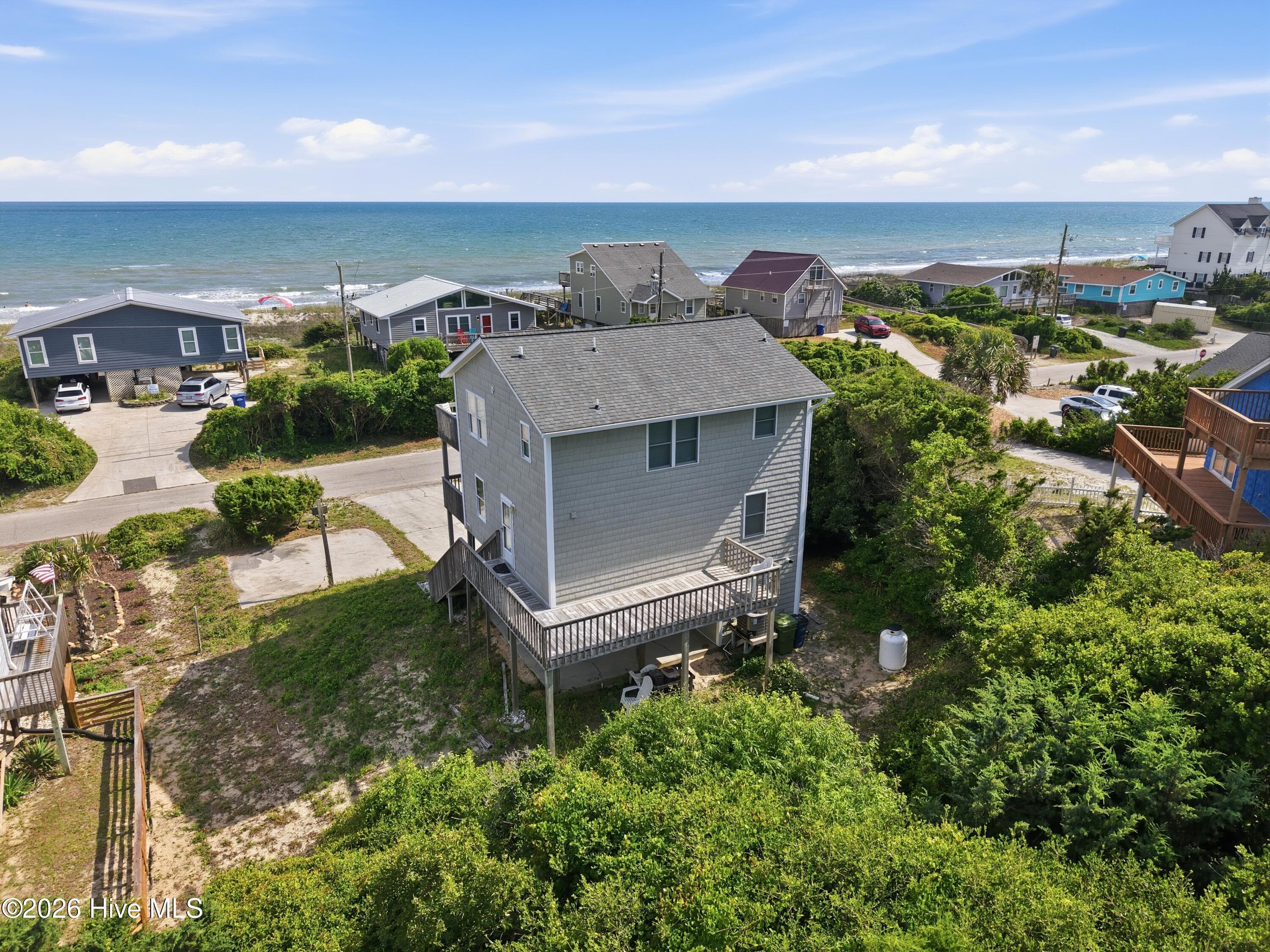 Single Family Residence at 1410 Ocean Drive, Emerald Isle, NC 28594, photo 2 of 6