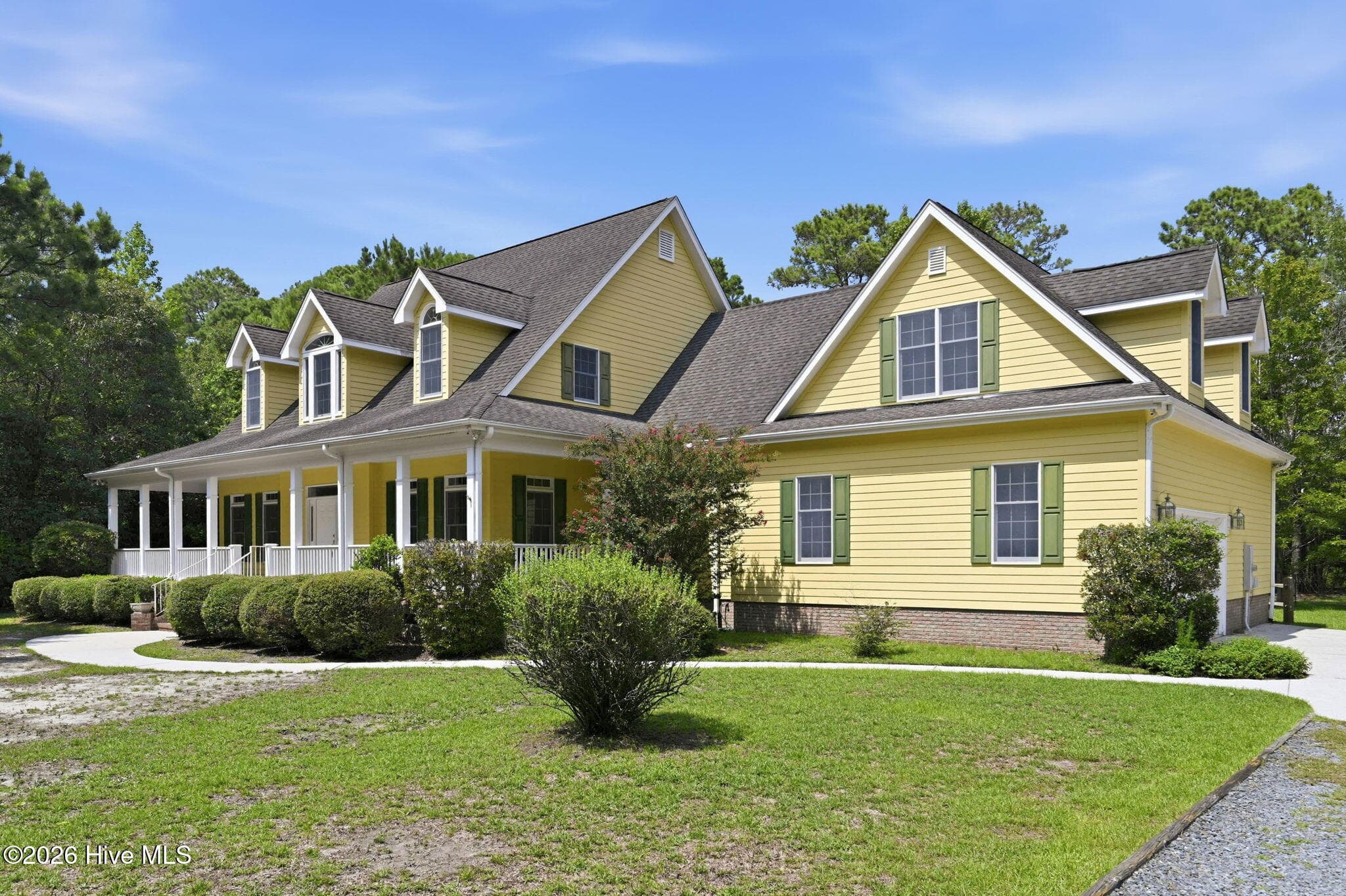 Single Family Residence at 303 Creekview Drive, Hampstead, NC 28443, photo 5 of 56