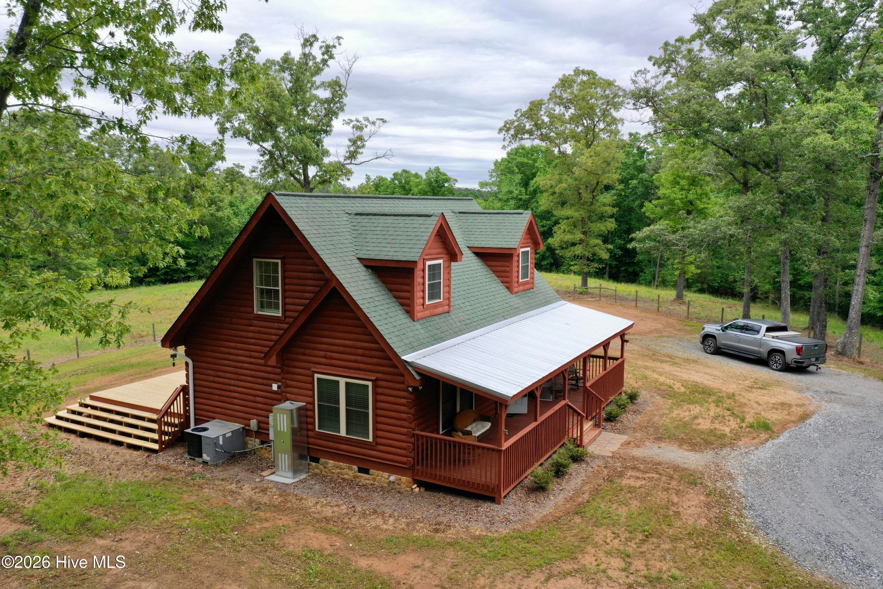 Single Family Residence at 8335 Sc 187, Iva, SC 29655, photo 2 of 17