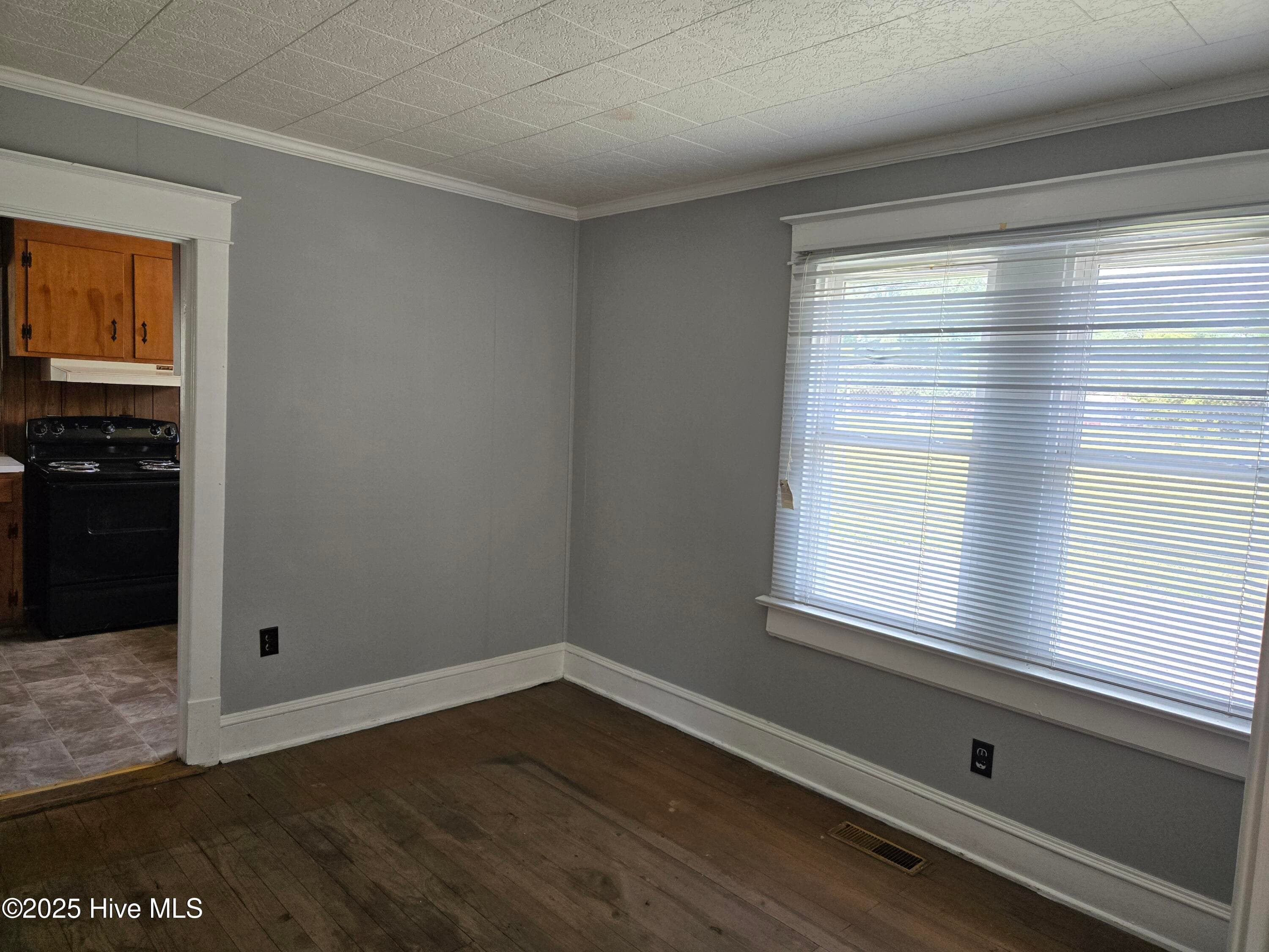Single Family Residence at 200 Martin Street, Williamston, NC 27892, photo 7 of 7
