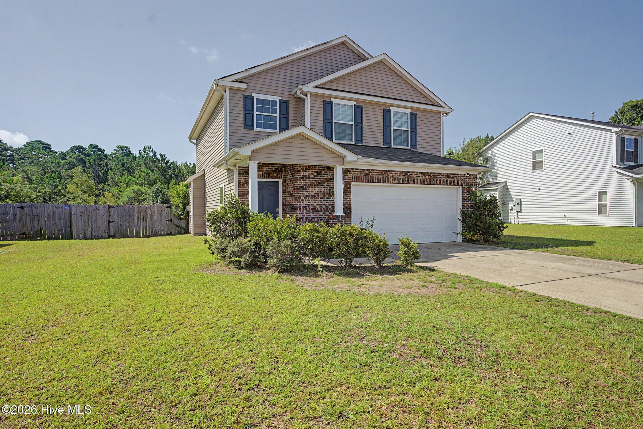 Single Family Residence at 2529 Spinnaker Drive, Hope Mills, NC 28348, photo 2 of 19