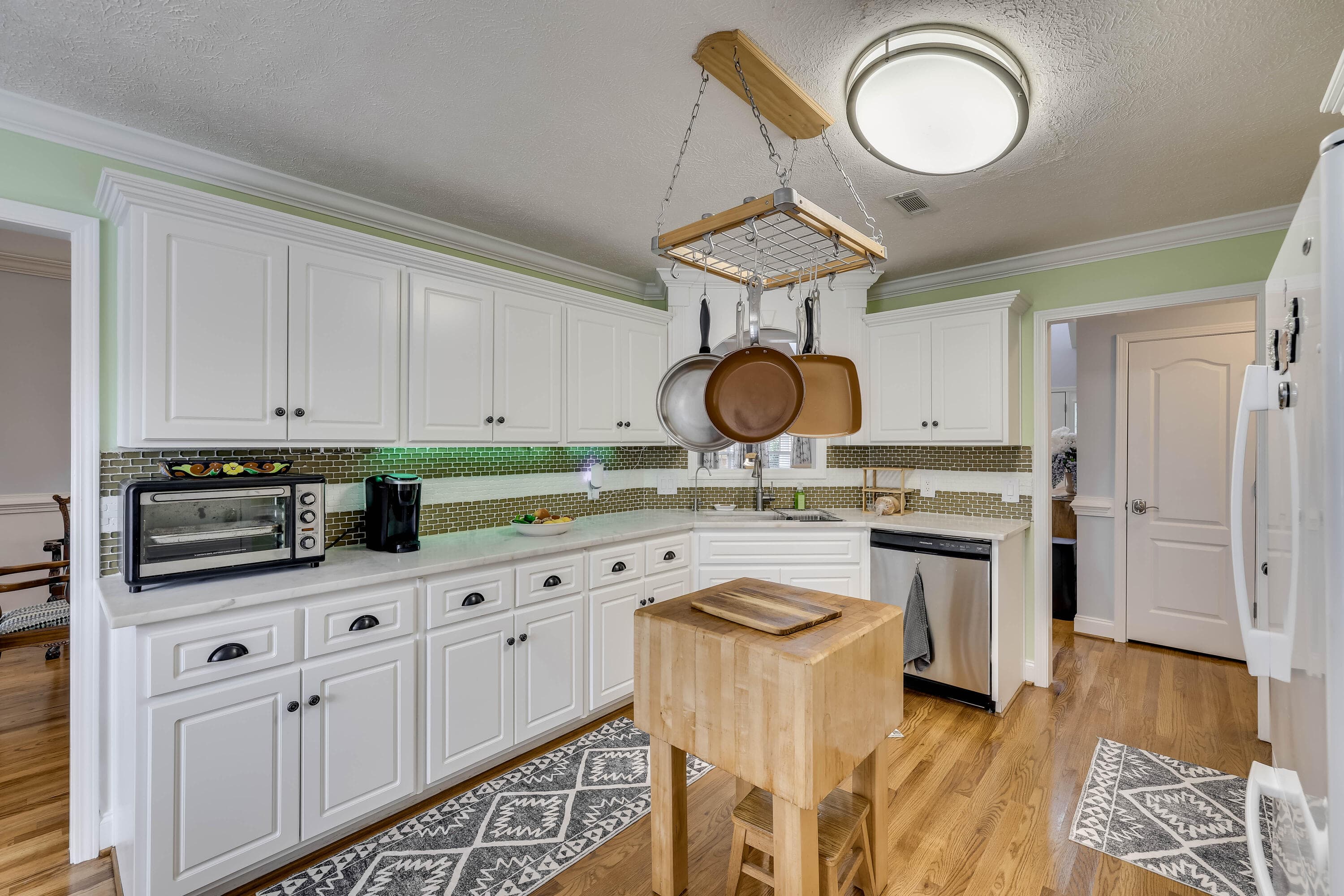 Single Family Residence at 135 Elwood Drive, Aiken, SC 29803, photo 11 of 46