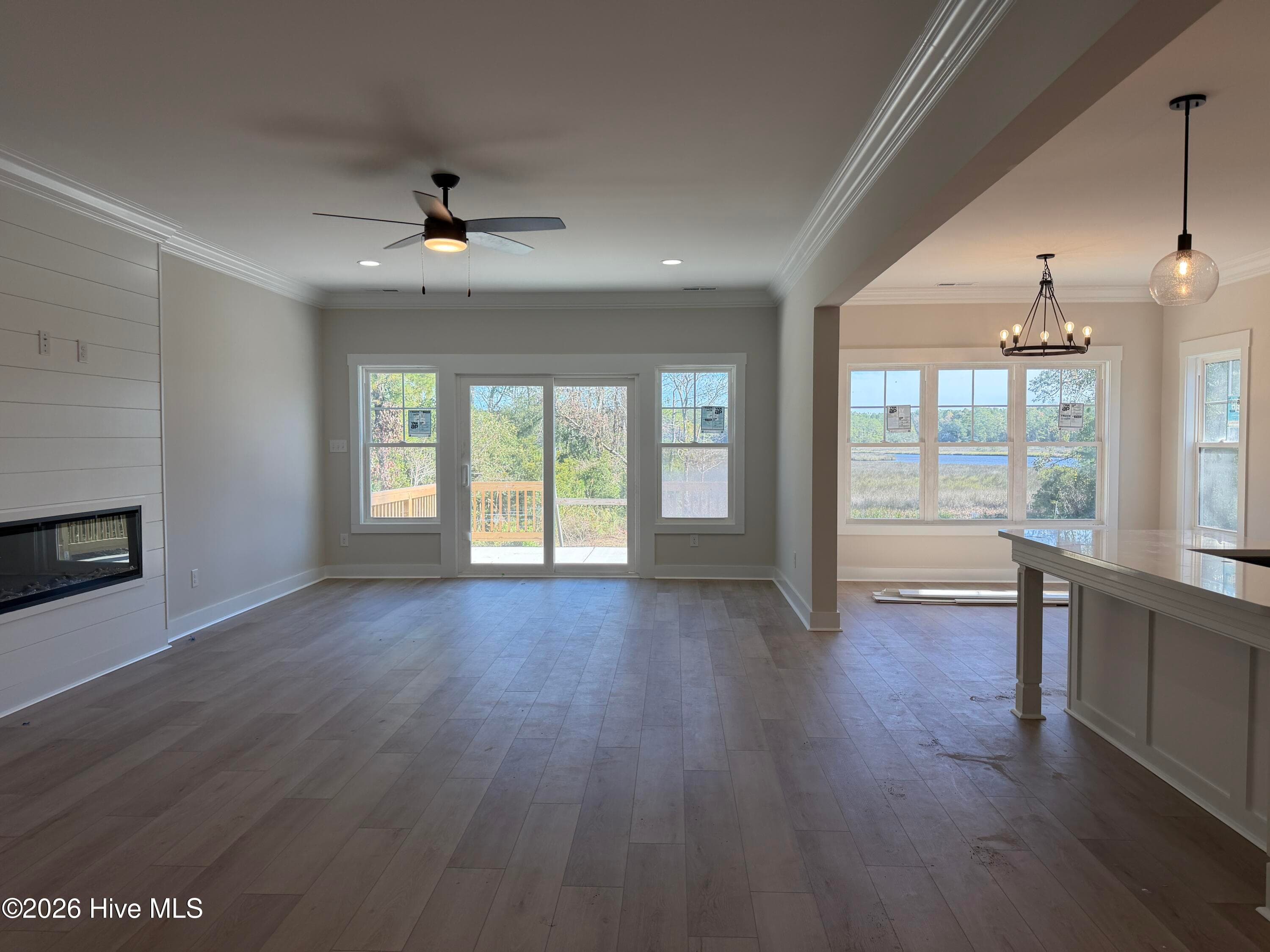 Single Family Residence at 278 E Ivybridge Drive, Hubert, NC 28539, photo 6 of 128