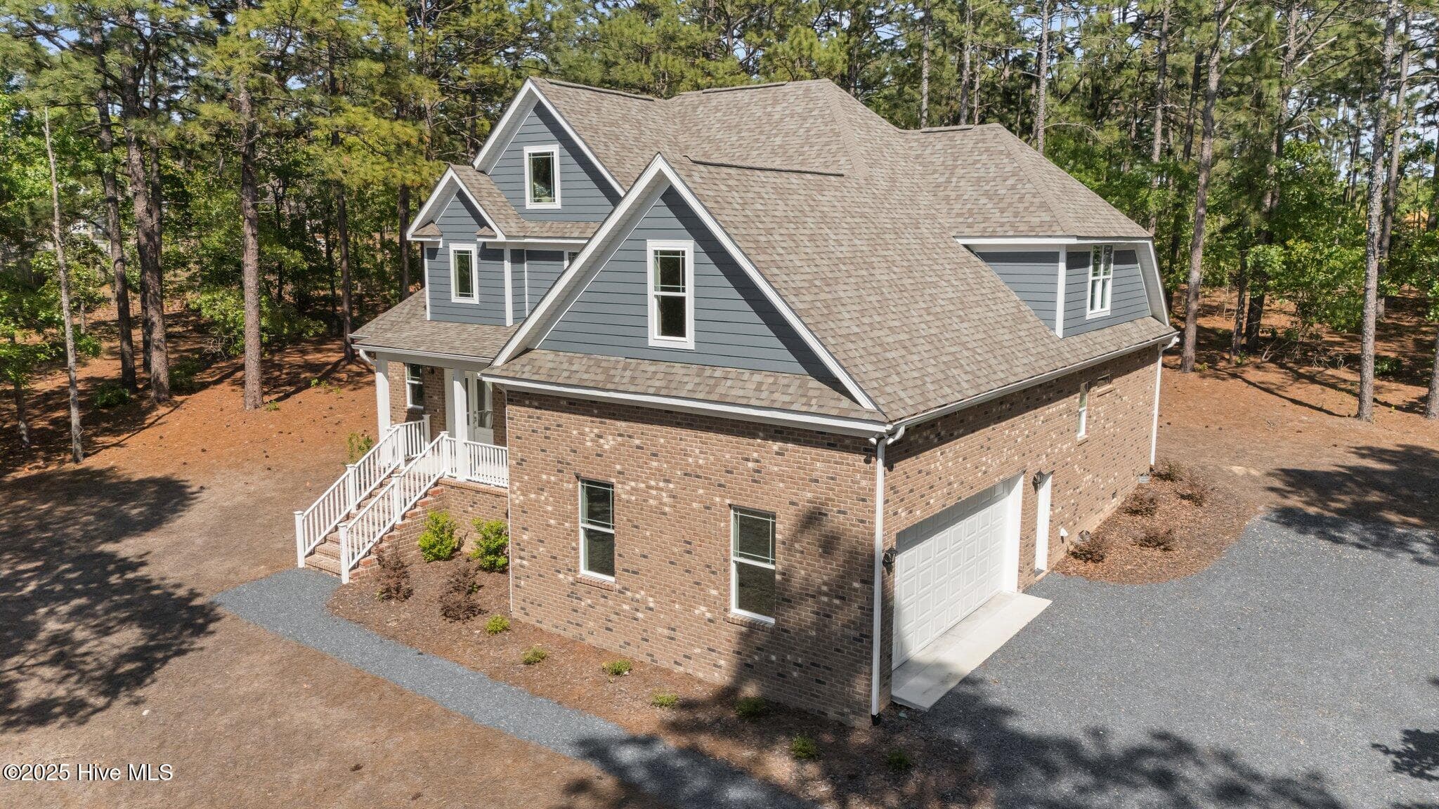 Single Family Residence at 225 Lakeway Drive, West End, NC 27376, photo 4 of 48