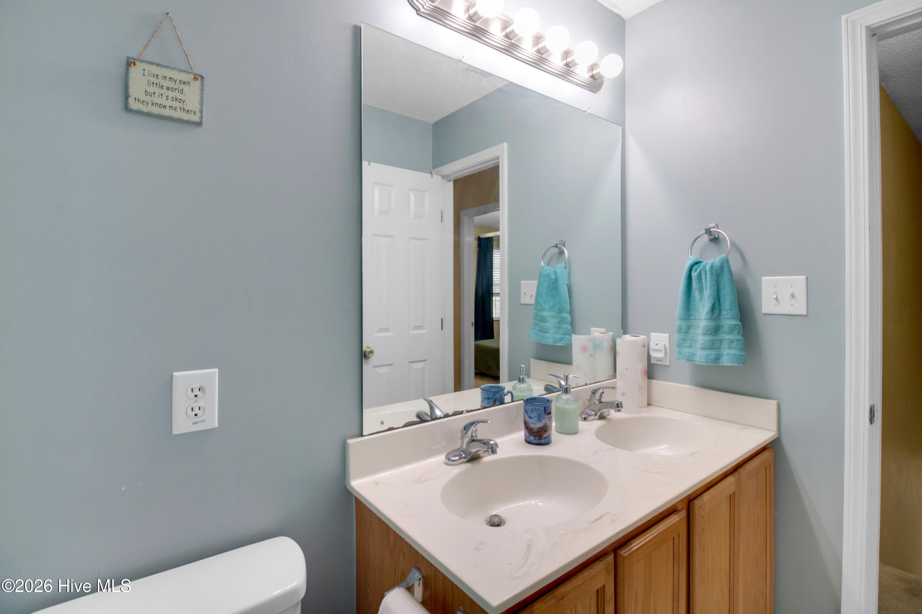 Single Family Residence at 206 Reef Lane, Richlands, NC 28574, photo 21 of 33