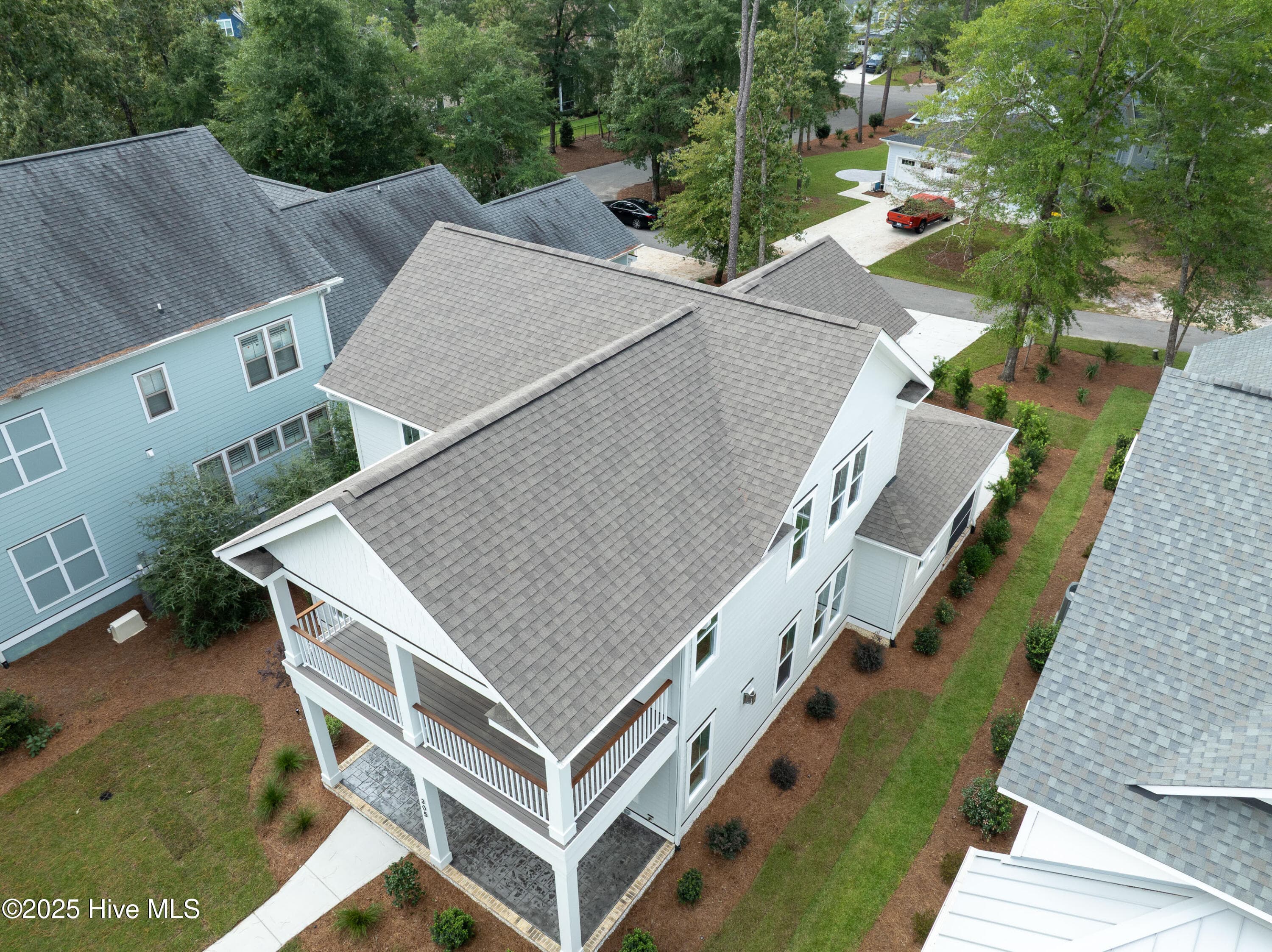 Single Family Residence at 305 Jenoa Drive, Castle Hayne, NC 28429, photo 5 of 136