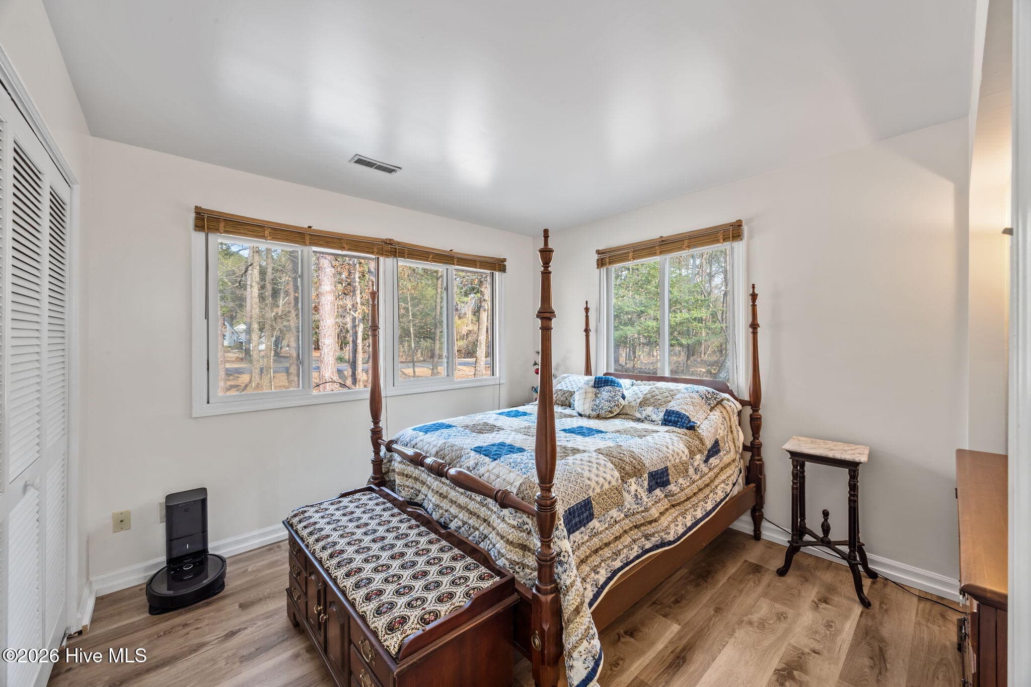 Guest Bedroom - 135 Wilson Circle, Minnesott Beach, NC 28510