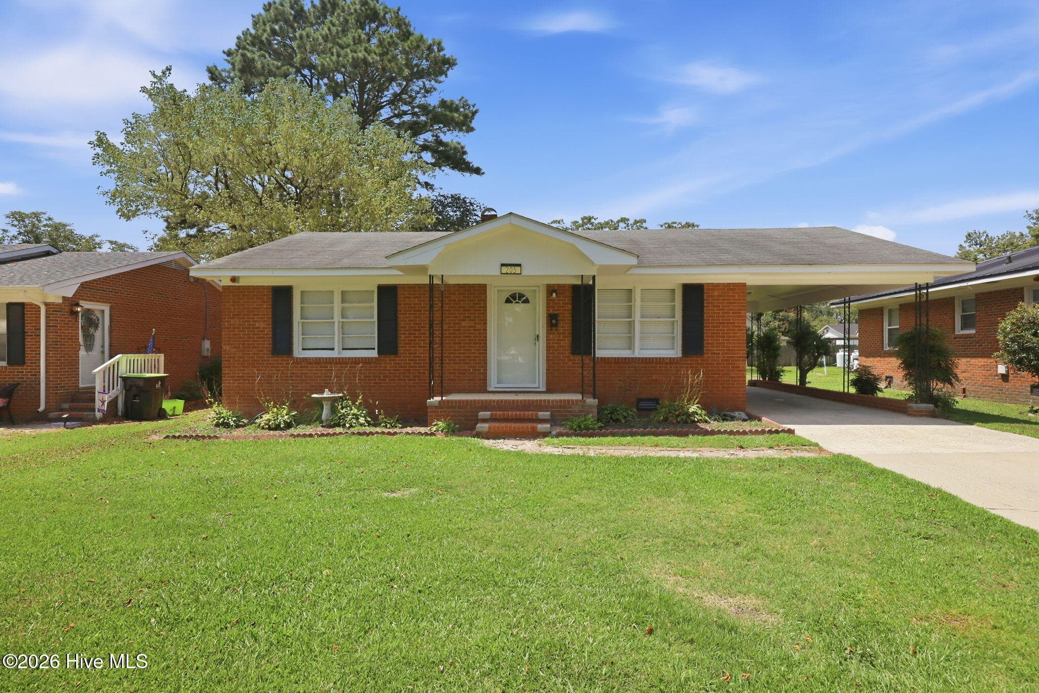 Single Family Residence at 205 N Edgewood Avenue, Williamston, NC 27892, photo 2 of 45