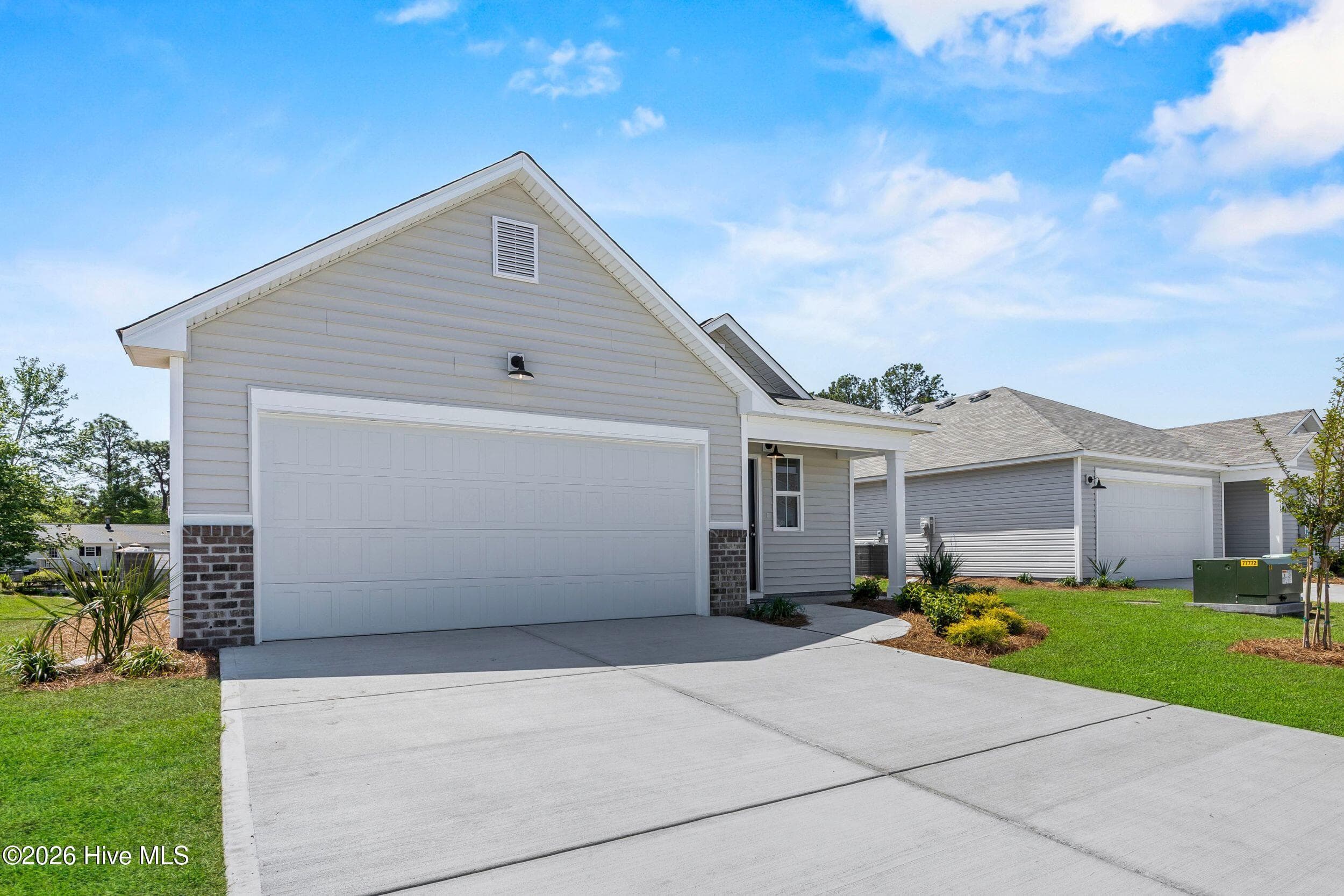 Single Family Residence at 181 Brookfield Branch Road 12, Hampstead, NC 28443, photo 4 of 38