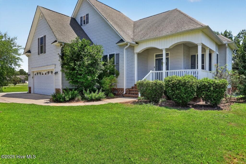 Single Family Residence at 125 Mom Lane, New Bern, NC 28562, photo 5 of 74