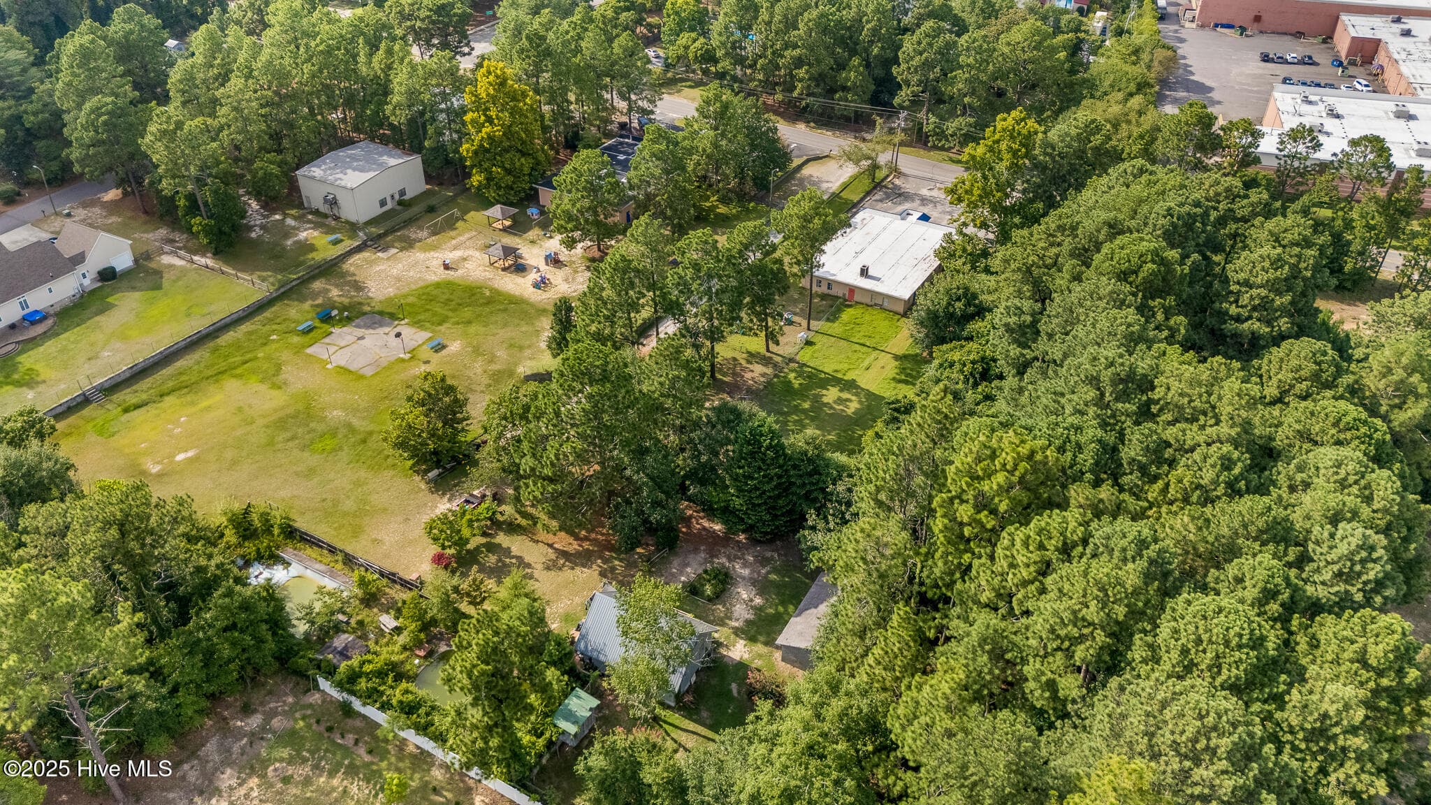 Improved at 503 Johnson Street, Aberdeen, NC 28315, photo 13 of 50