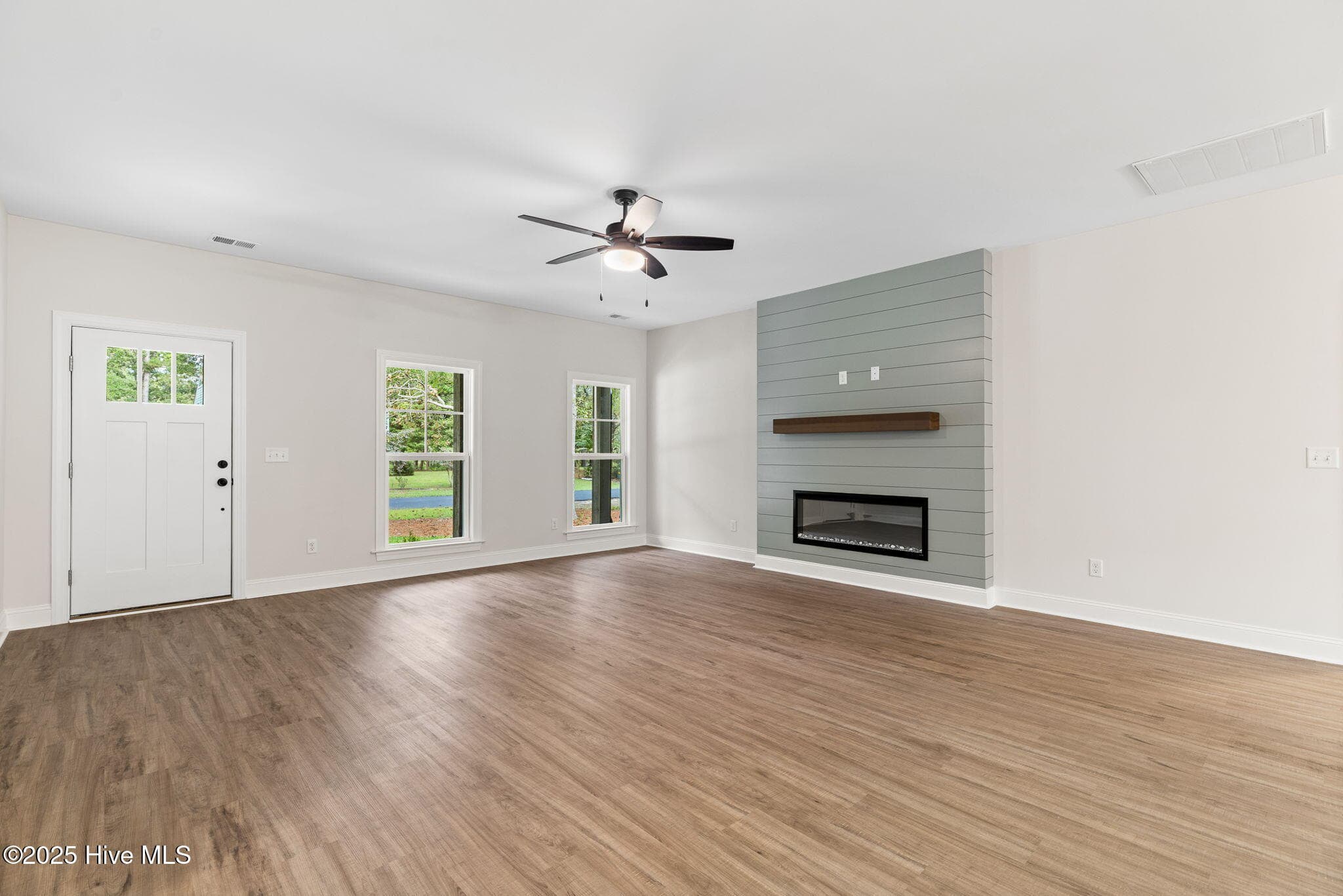 Single Family Residence at 745 Lakeside Drive SE 46, Bolivia, NC 28422, photo 25 of 129