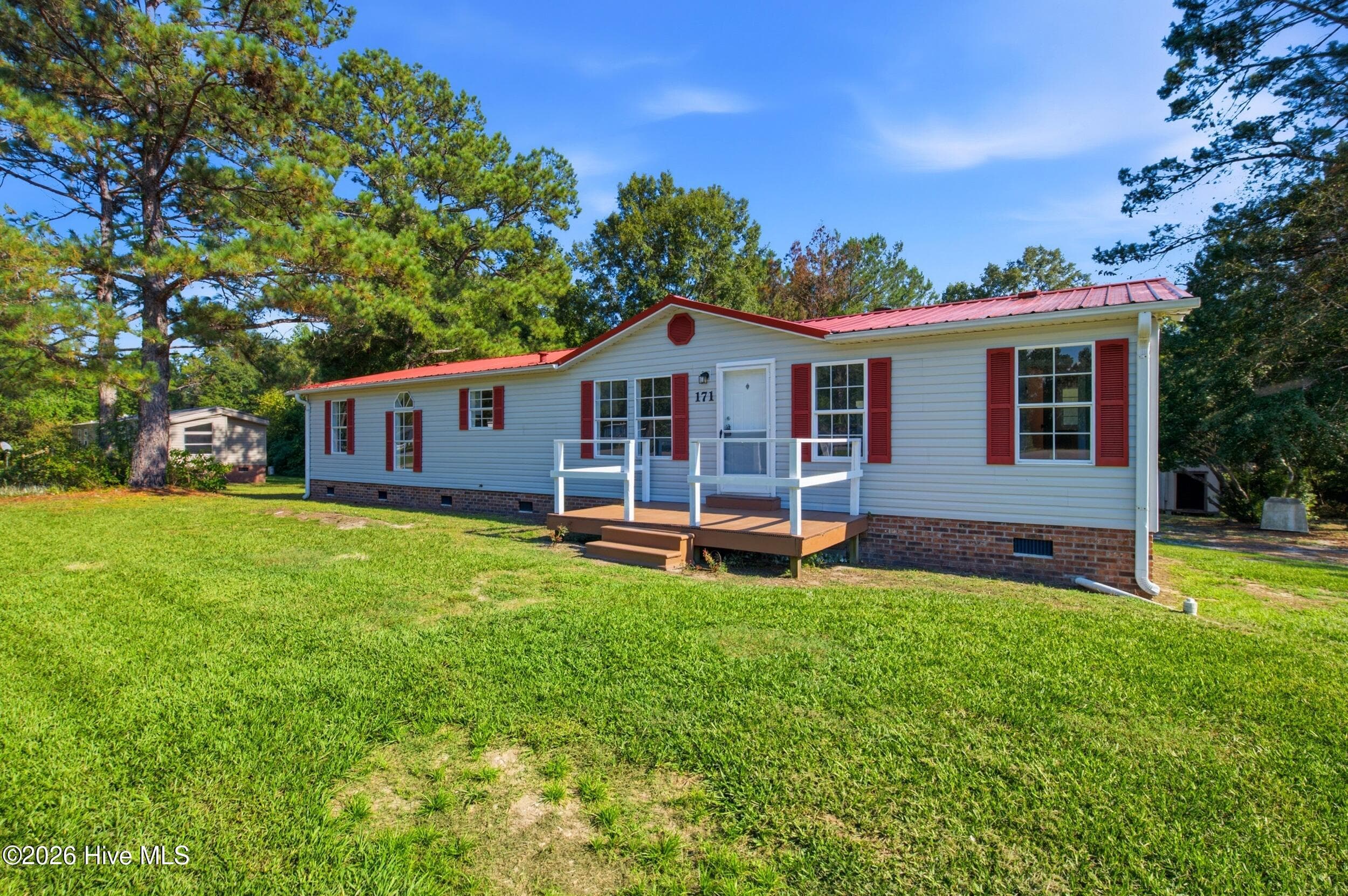 Manufactured Home at 171 Big Four Road, Currie, NC 28435, photo 3 of 53