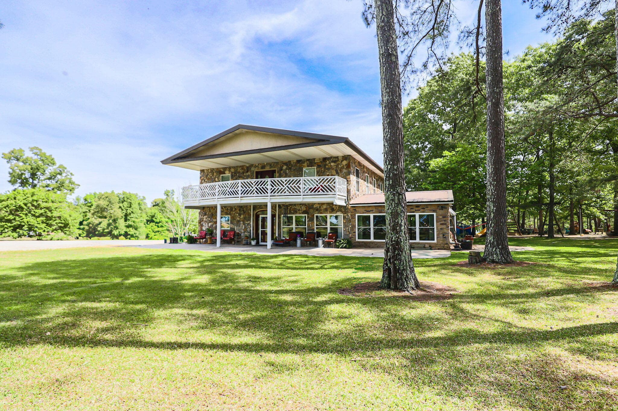 Single Family Residence at 9466 Clarks Mill Road, Avera, GA 30803, photo 5 of 72