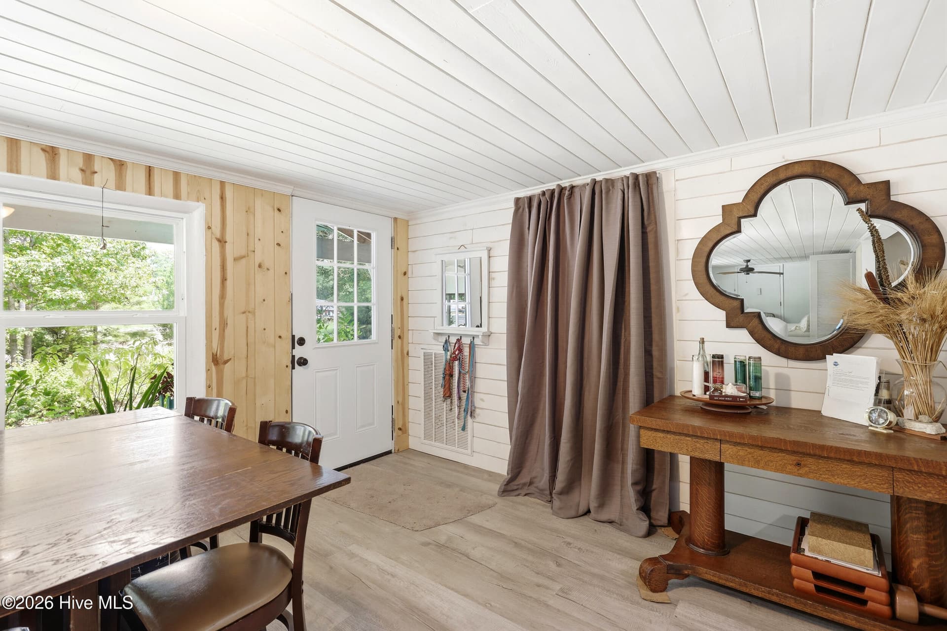 Manufactured Home at 9081 Beach Drive SW, Calabash, NC 28467, photo 9 of 65