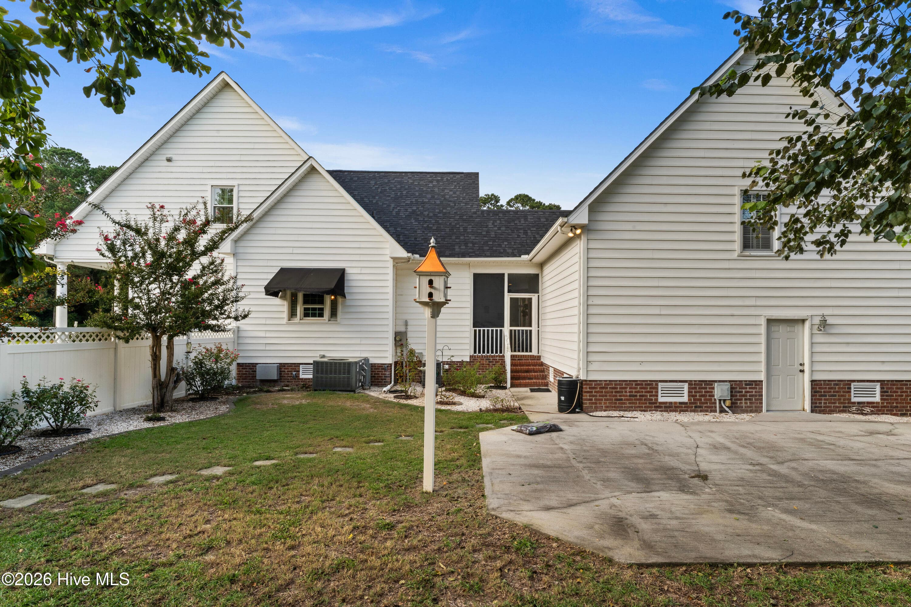 Single Family Residence at 305 Fox Ridge Road, Warsaw, NC 28398, Warsaw, photo 41 of 63