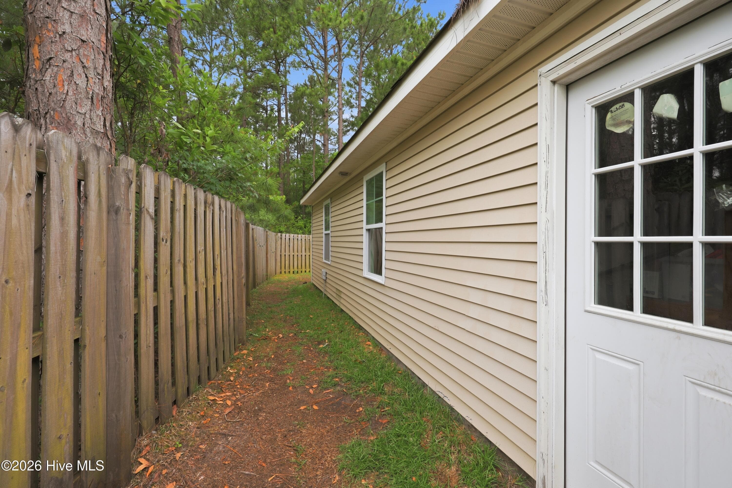 Single Family Residence at 108 Oyster Landing Drive, Sneads Ferry, NC 28460, photo 37 of 42