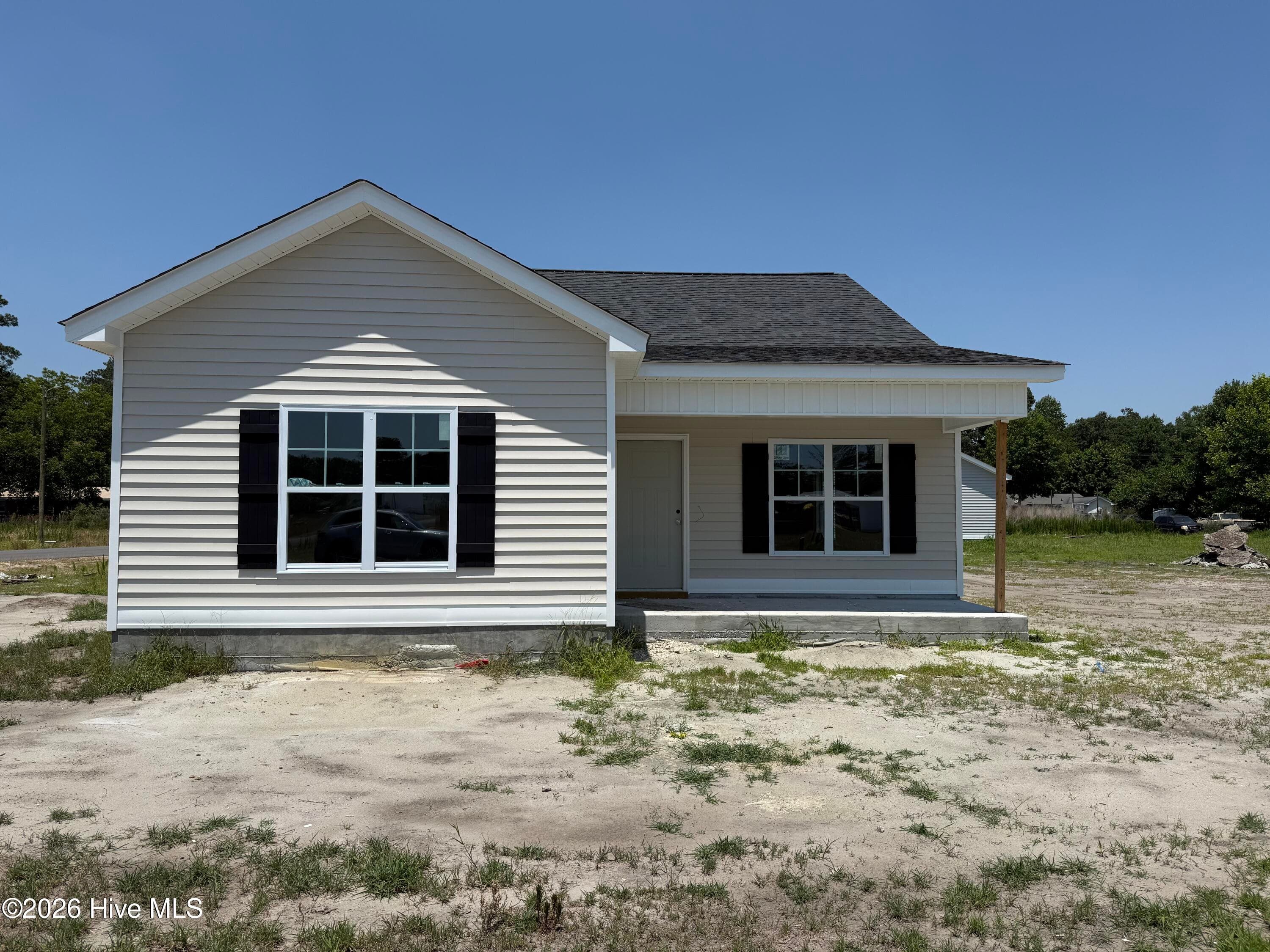 Single Family Residence at 6616 Pollock Court, Grifton, NC 28530, photo 5 of 28