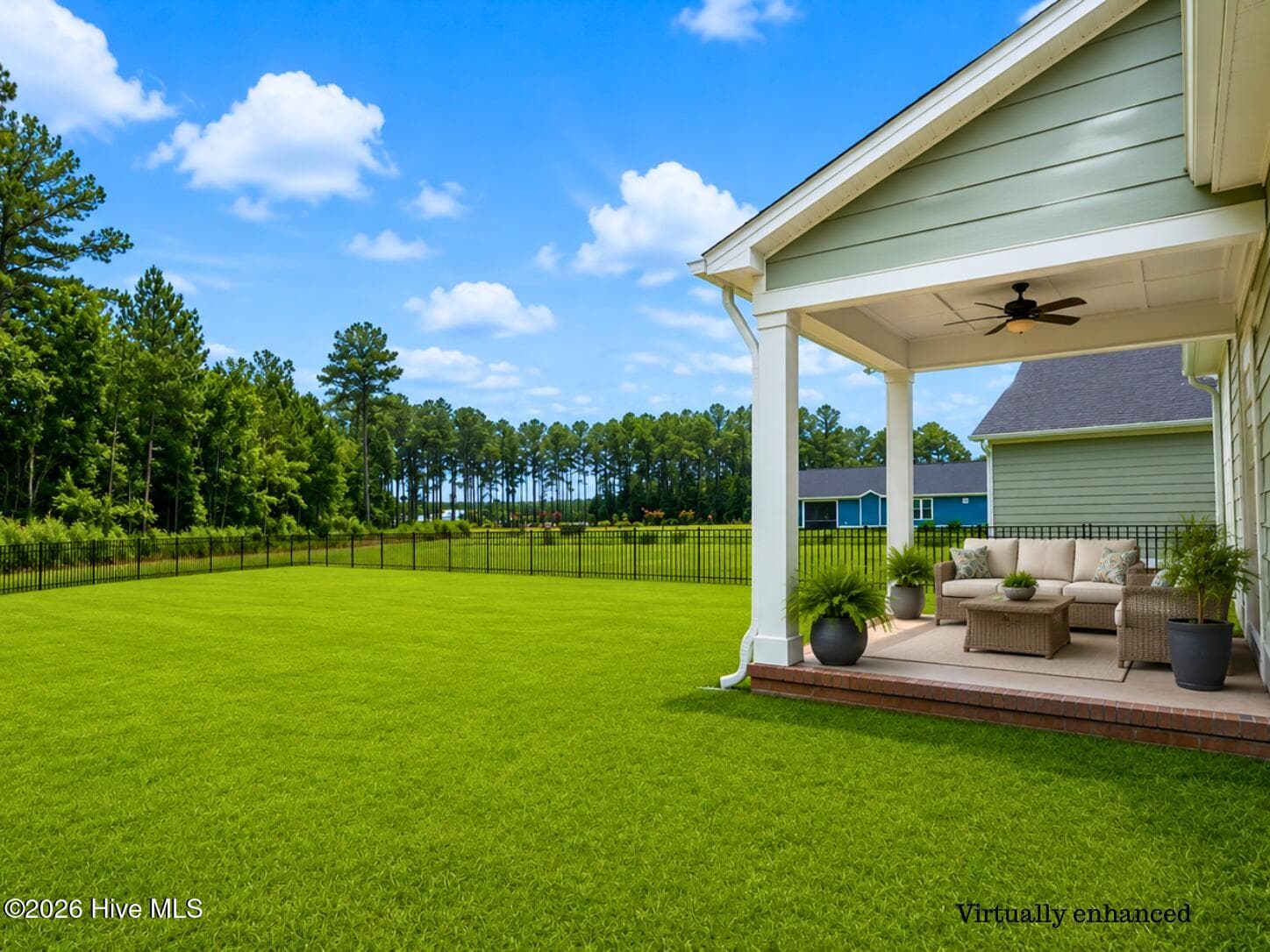 Single Family Residence at 1004 Exeter Place, New Bern, NC 28562, photo 6 of 44
