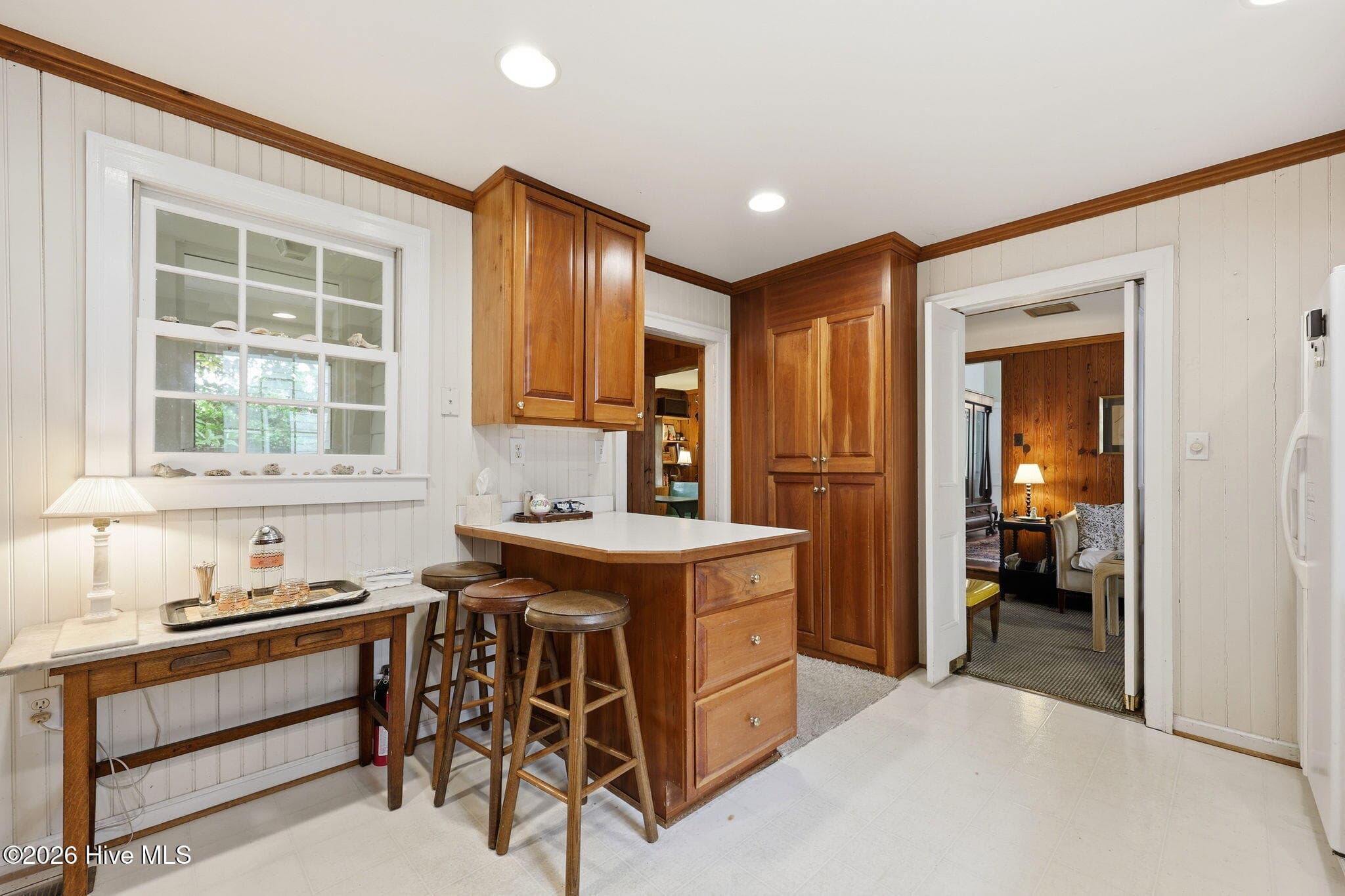 Single Family Residence at 307 Ann Street, Beaufort, NC 28516, photo 2 of 6
