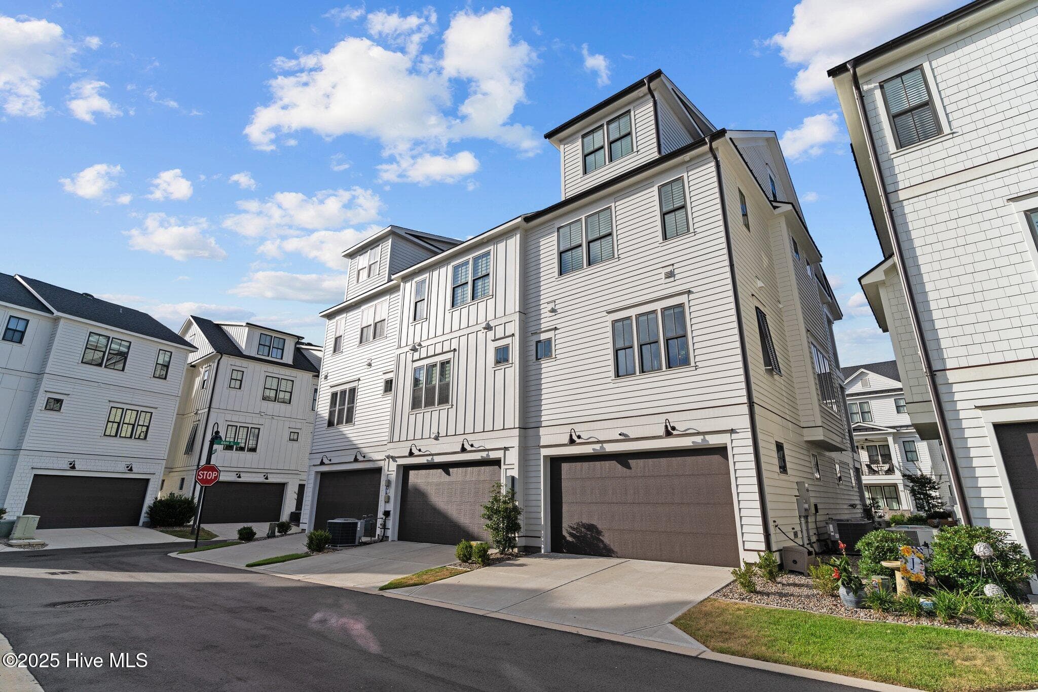 Townhouse at 148 Dugger Lane, Wilmington, NC 28412, photo 33 of 44