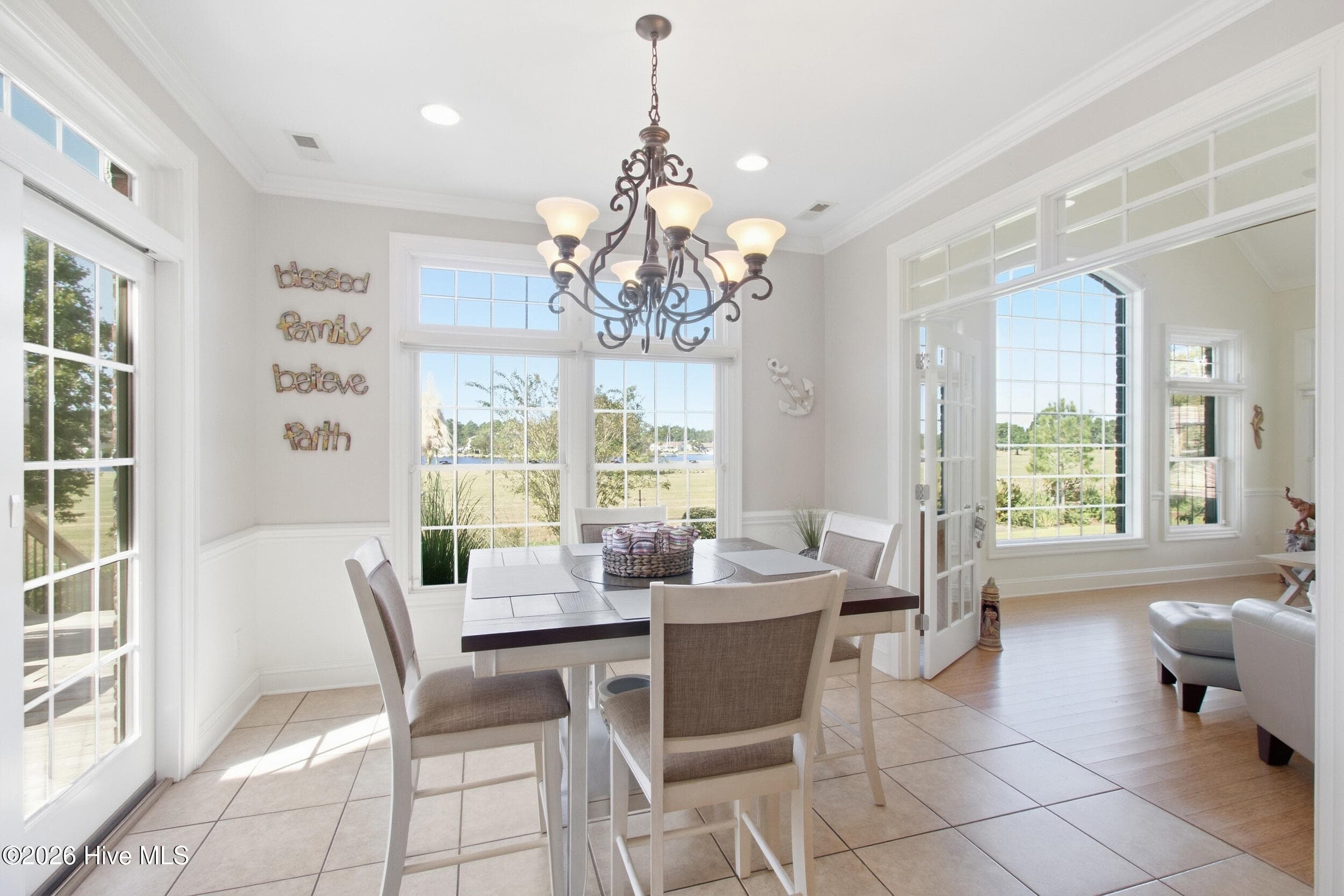 Nook - 1012 Pelican Drive, New Bern, NC 28560