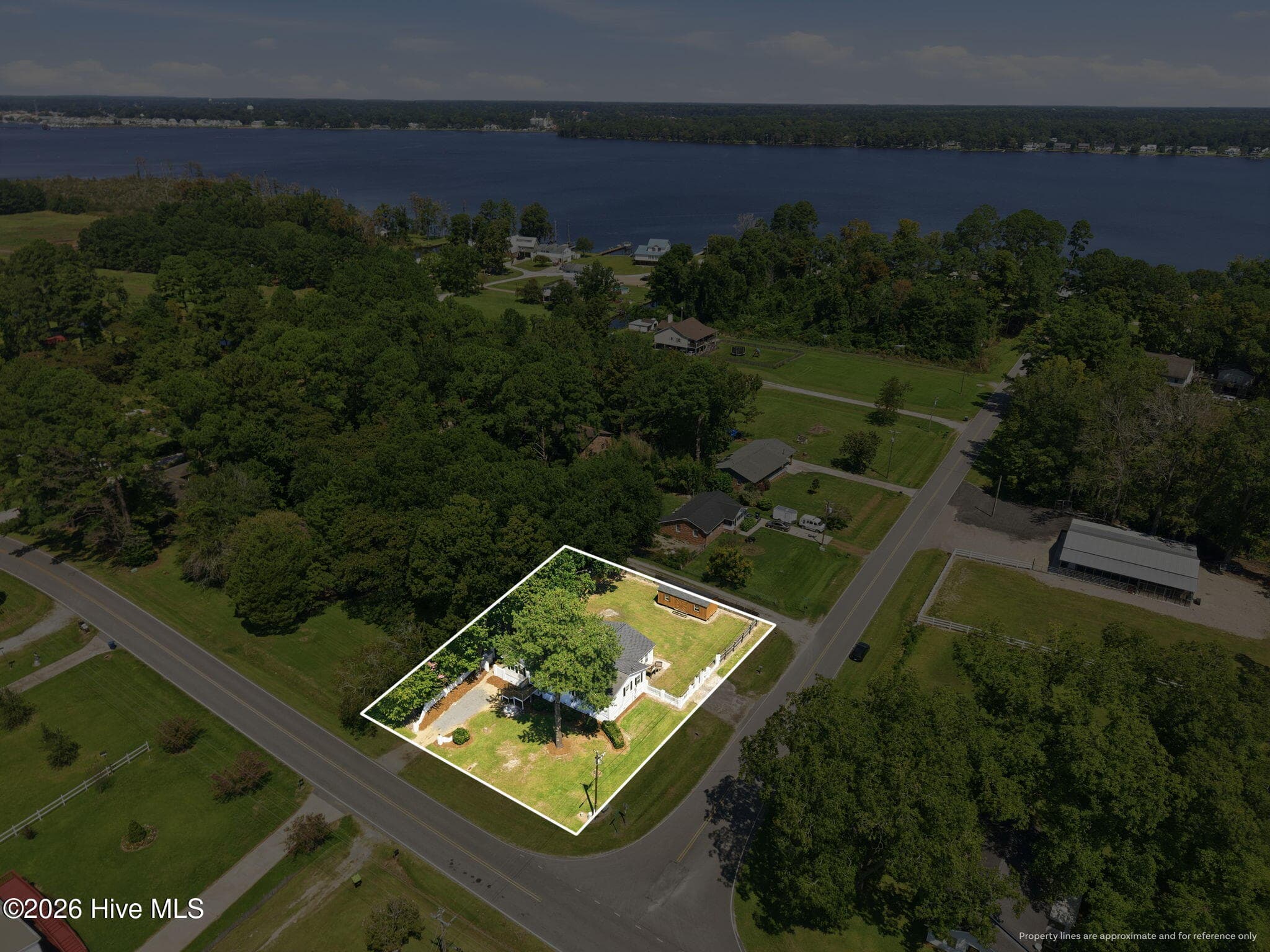 Single Family Residence at 17 Old Fort Shores Road, Chocowinity, NC 27817, photo 39 of 46