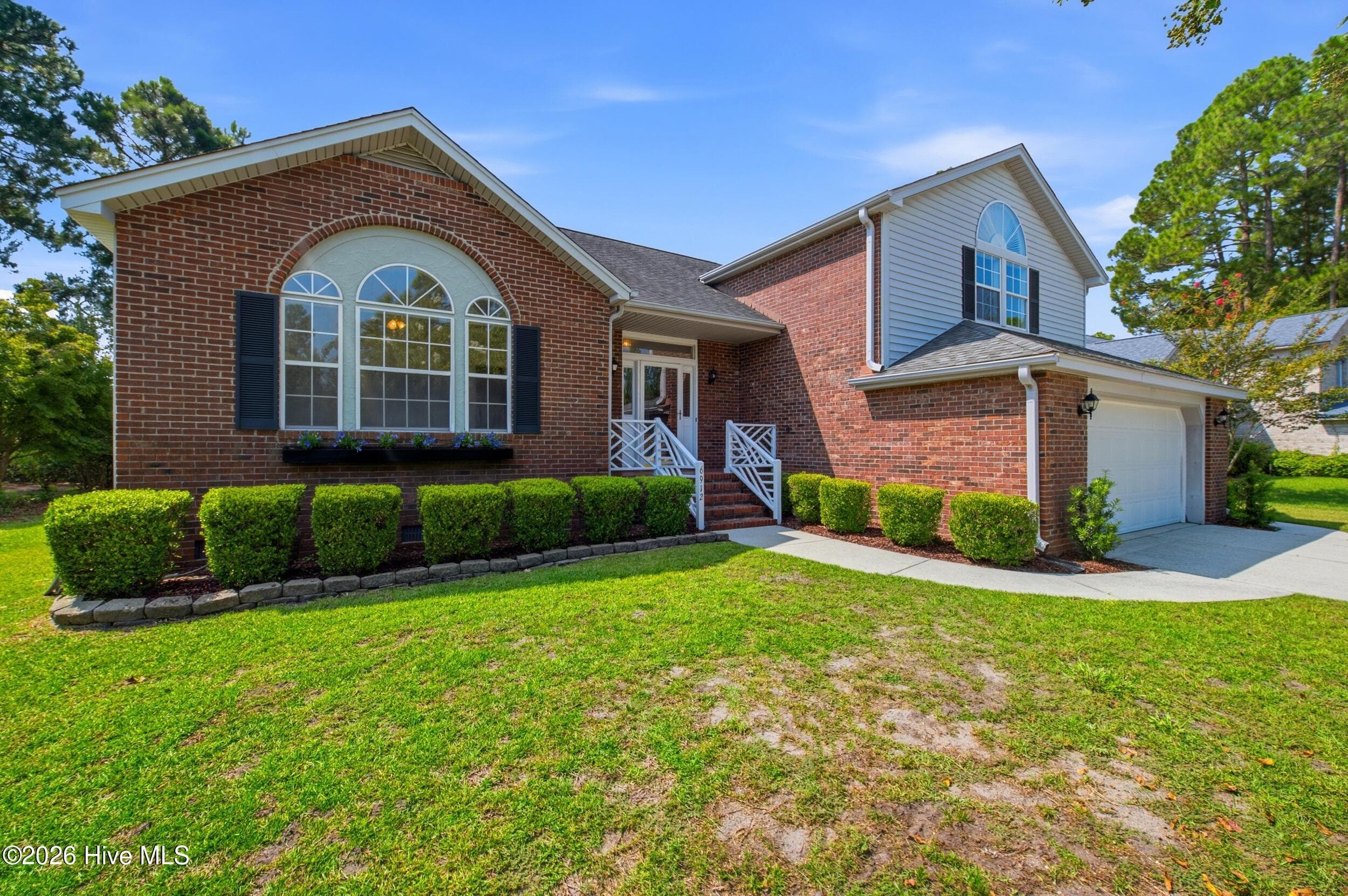 Single Family Residence at 6912 Haberdeen Drive, Wilmington, NC 28411, photo 5 of 73