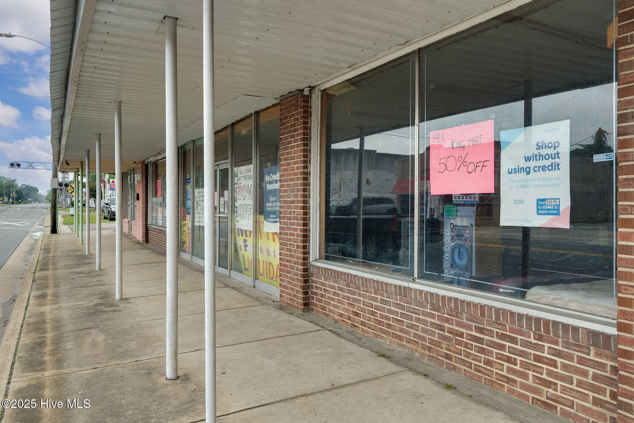 Commercial Sale at 122 W College Street, Warsaw, NC 28398, photo 5 of 21