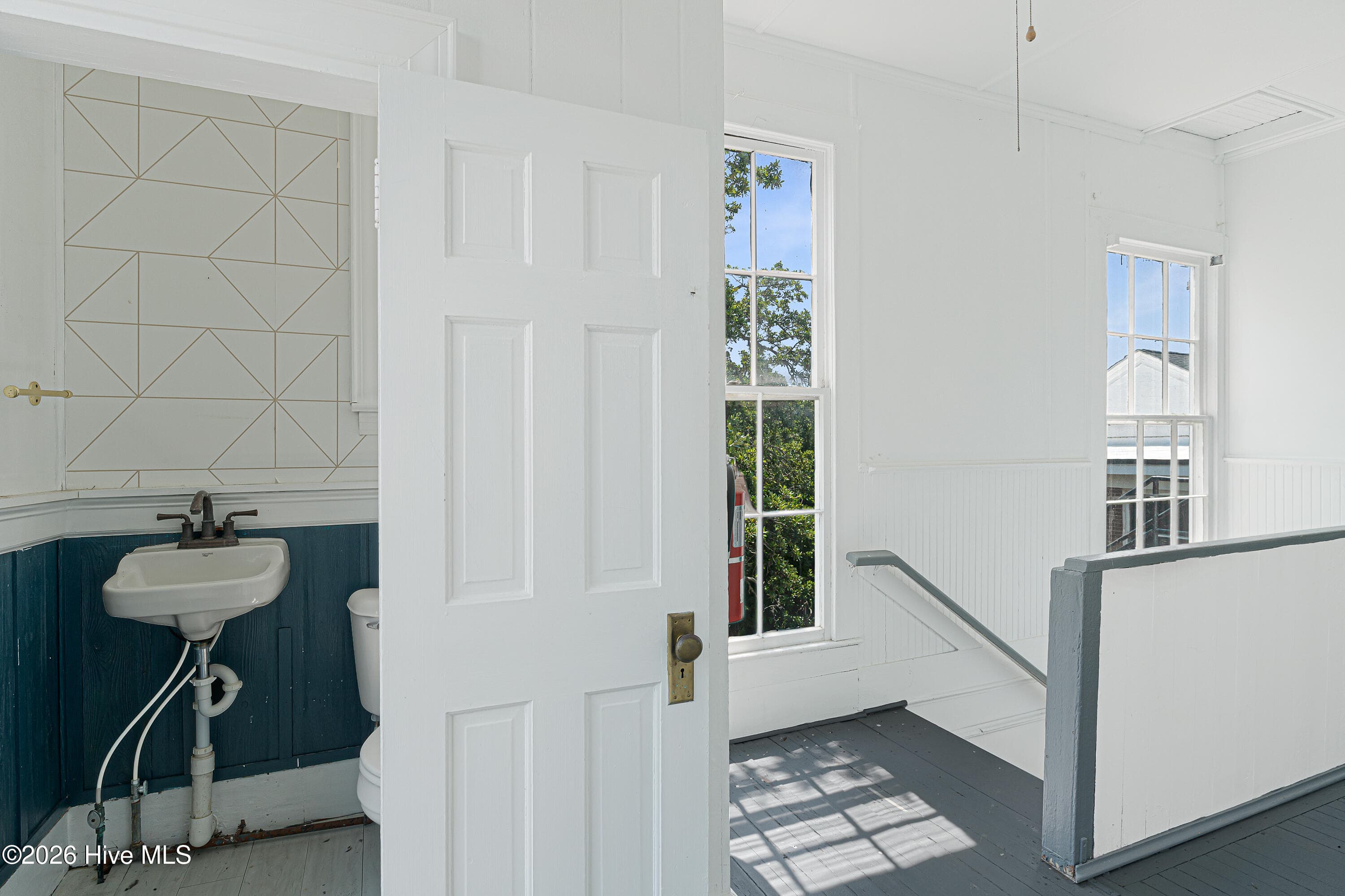 Single Family Residence at 204 Turner Street, Beaufort, NC 28516, photo 21 of 47