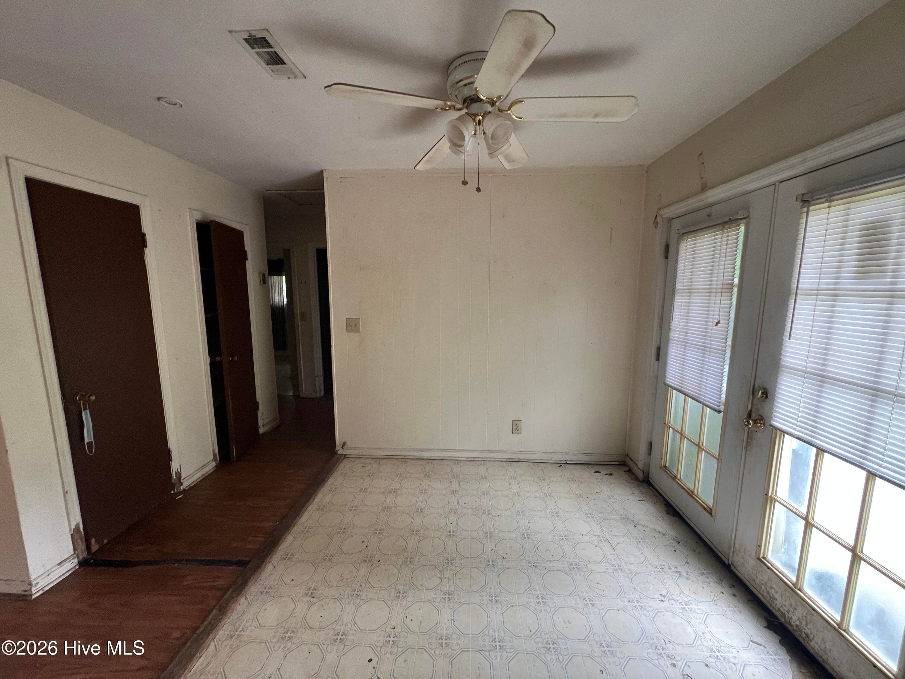 Single Family Residence at 1923 Gay Drive, Augusta, GA 30906, photo 5 of 15