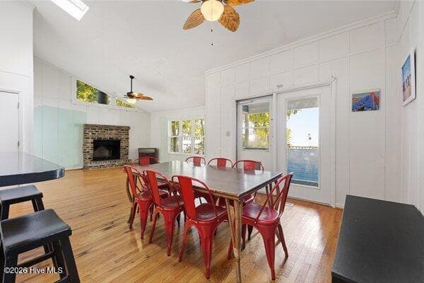 Single Family Residence at 2902 Canal Cove Road, Lake Waccamaw, NC 28450, photo 11 of 38