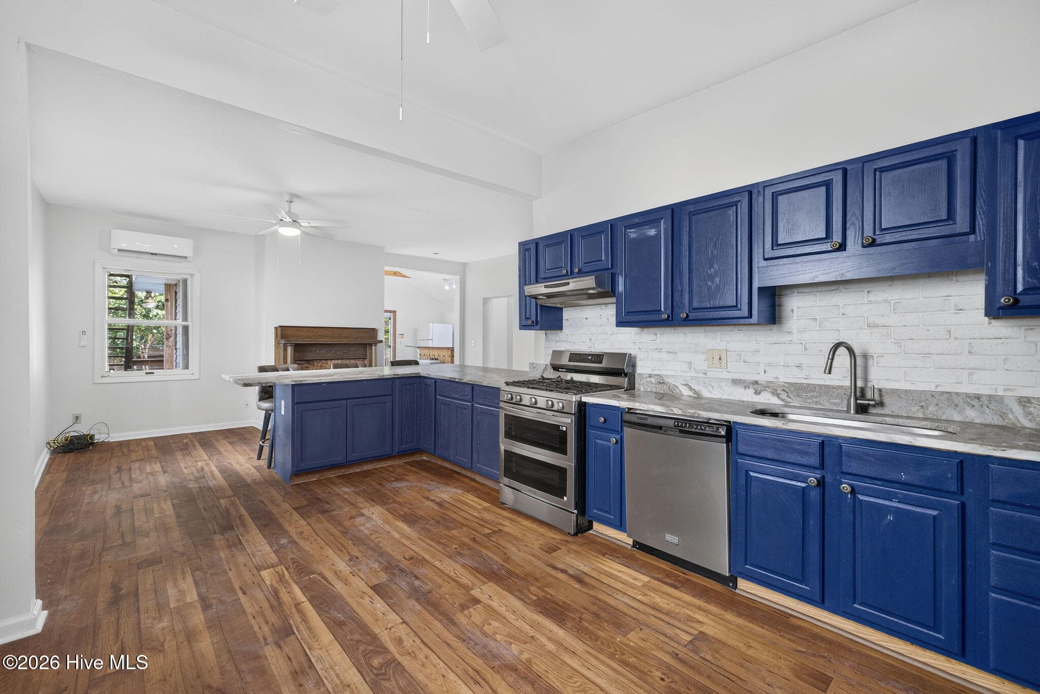 Duplex at 310 N 5th Avenue, Wilmington, NC 28401, photo 12 of 64