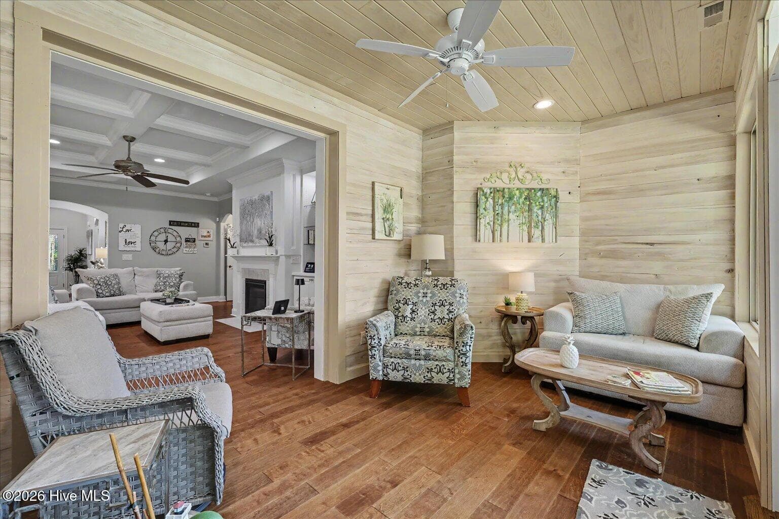 Townhouse at 669 Jenoa Loop, Castle Hayne, NC 28429, photo 2 of 3