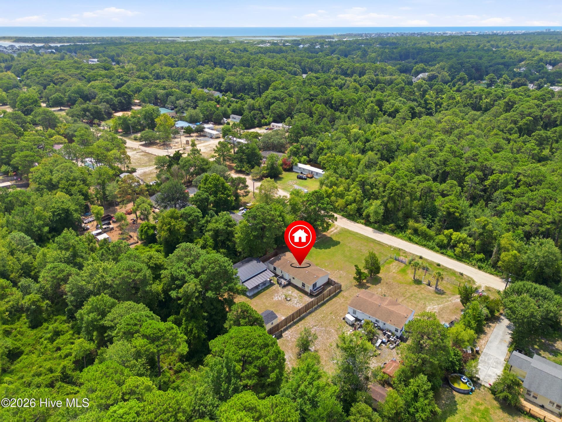 Manufactured Home at 709 Inlet Acres Drive, Wilmington, NC 28412, photo 41 of 44