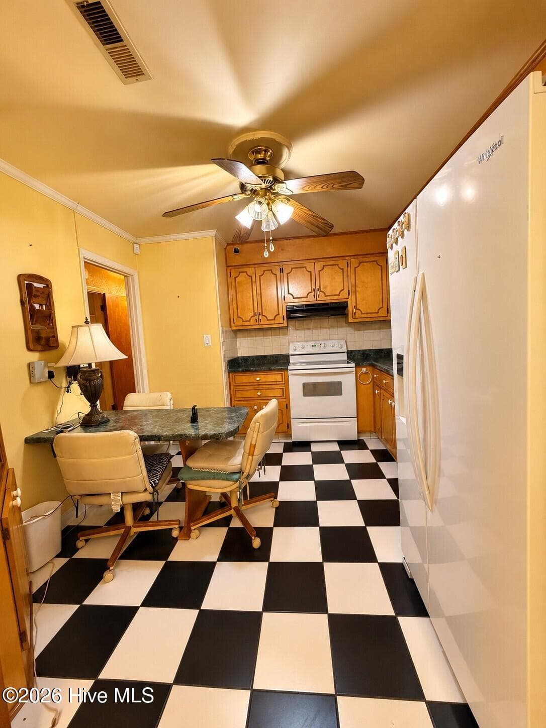 Single Family Residence at 2208 Albemarle Drive, Augusta, GA 30906, photo 7 of 32