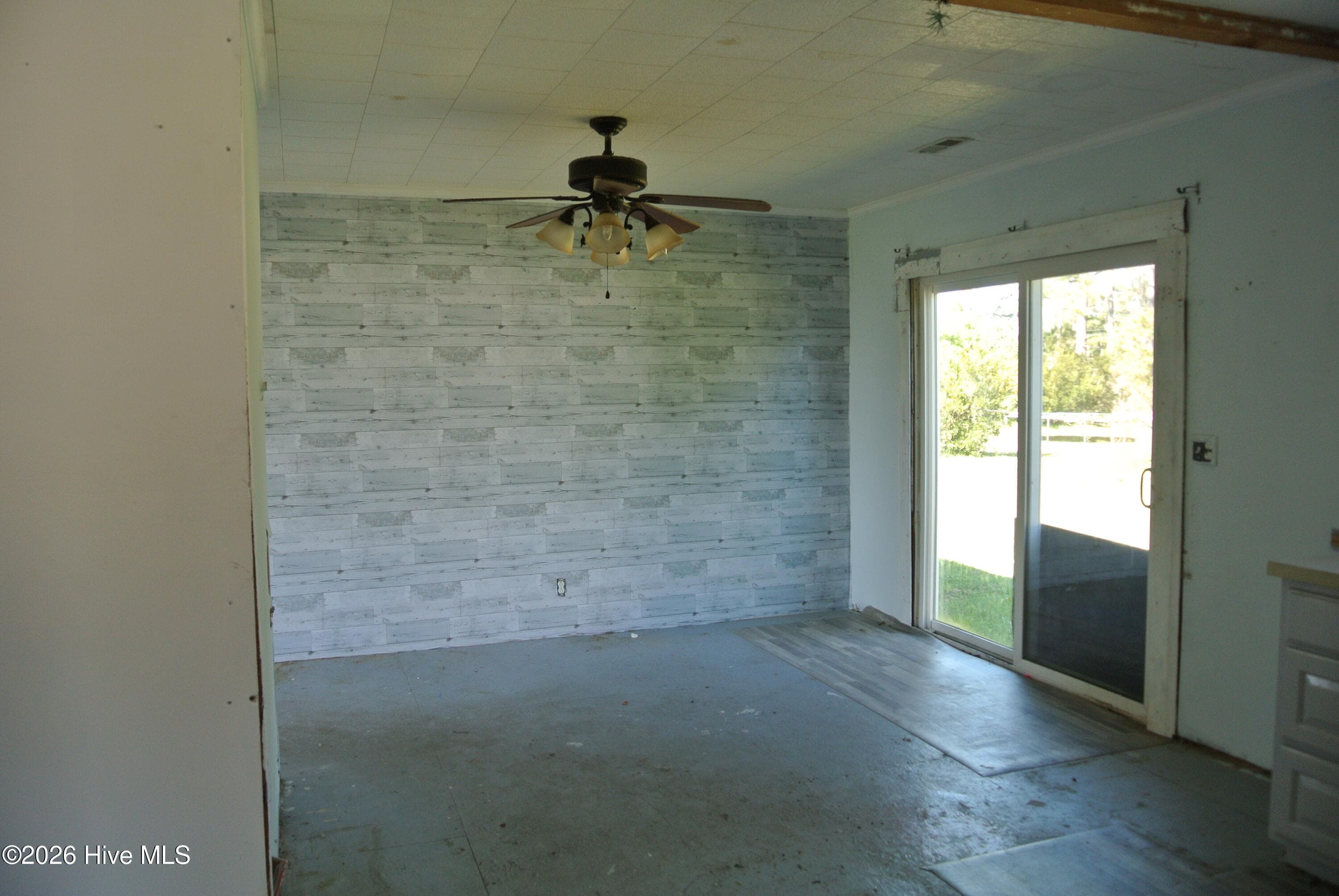 Single Family Residence at 153 Fulford Willis Road, Williston, NC 28579, photo 14 of 38