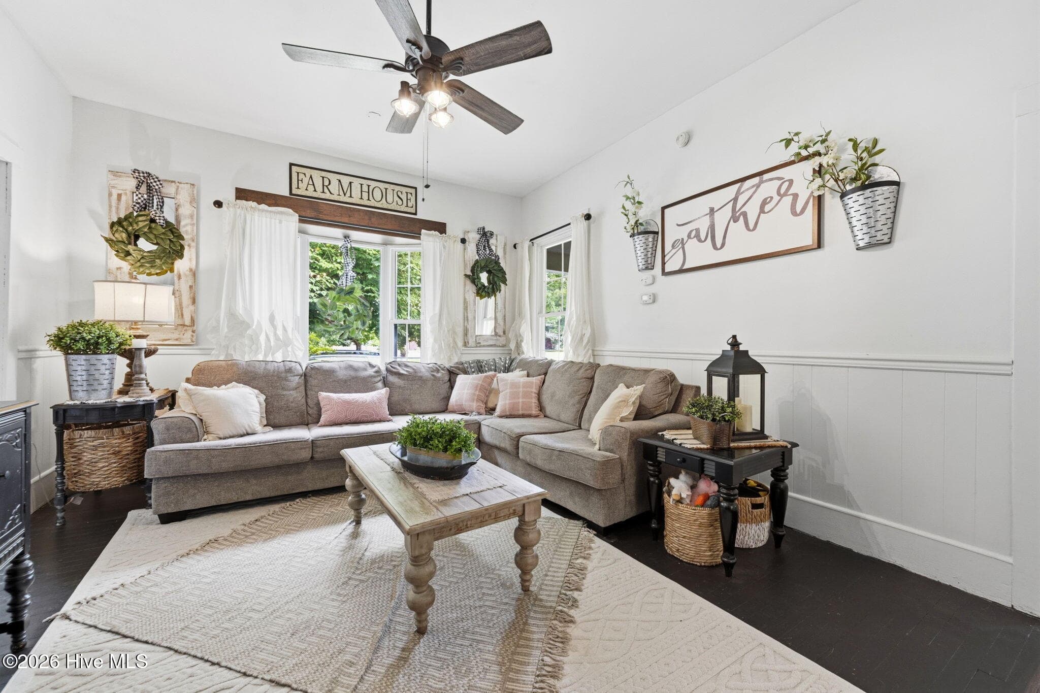 Single Family Residence at 105 E Hargett Street, Richlands, NC 28574, photo 16 of 70