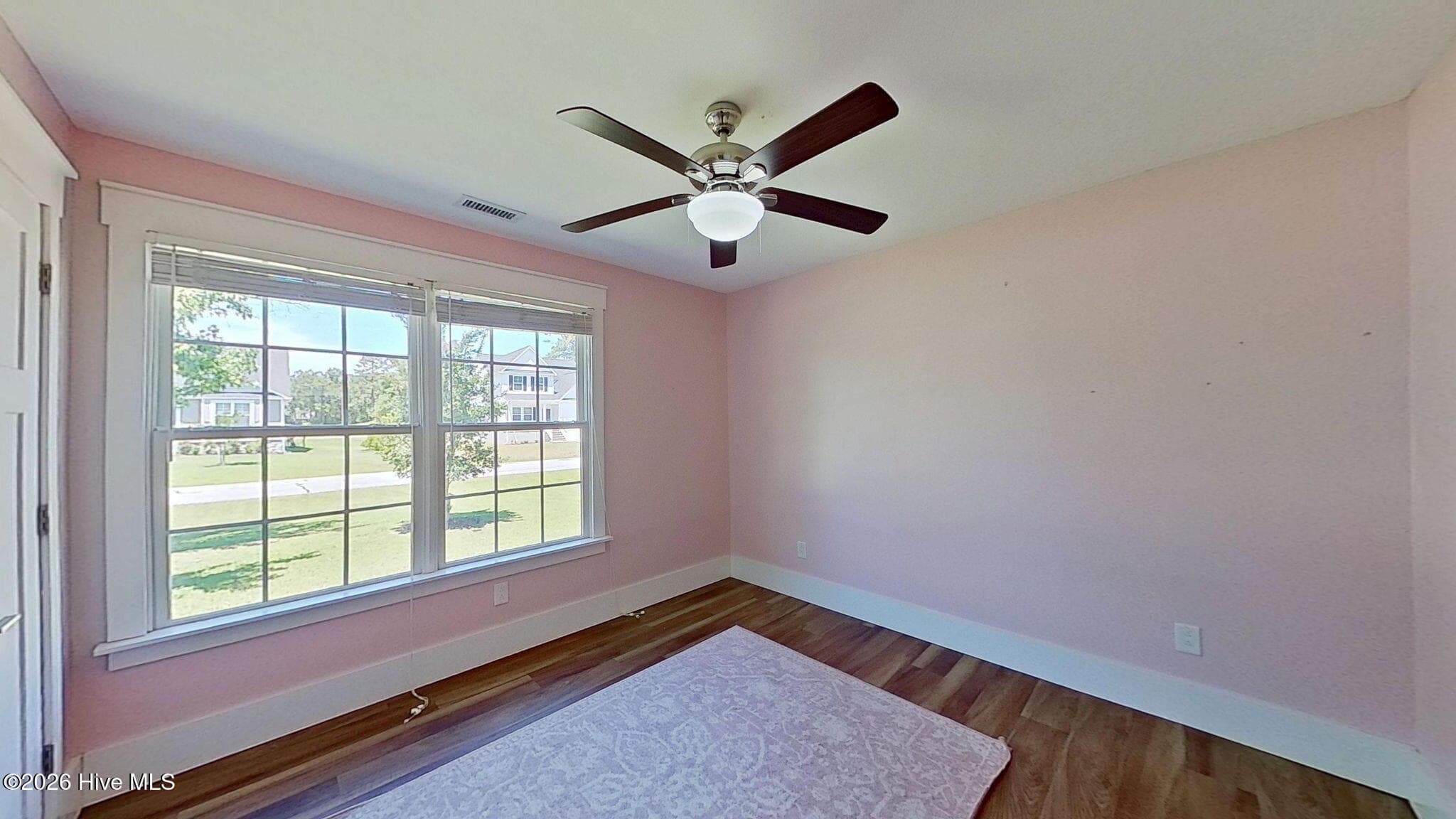 Single Family Residence at 1129 Coral Reef Drive, New Bern, NC 28560, photo 41 of 68