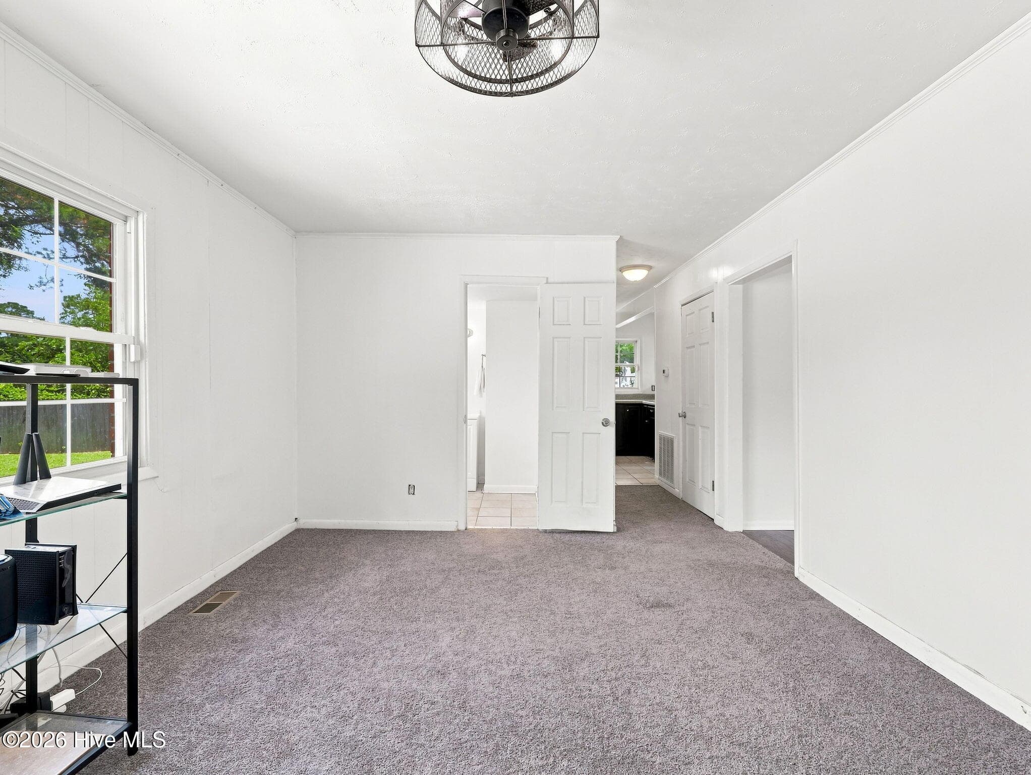 Single Family Residence at 407 Brynn Marr Road, Jacksonville, NC 28546, photo 10 of 49