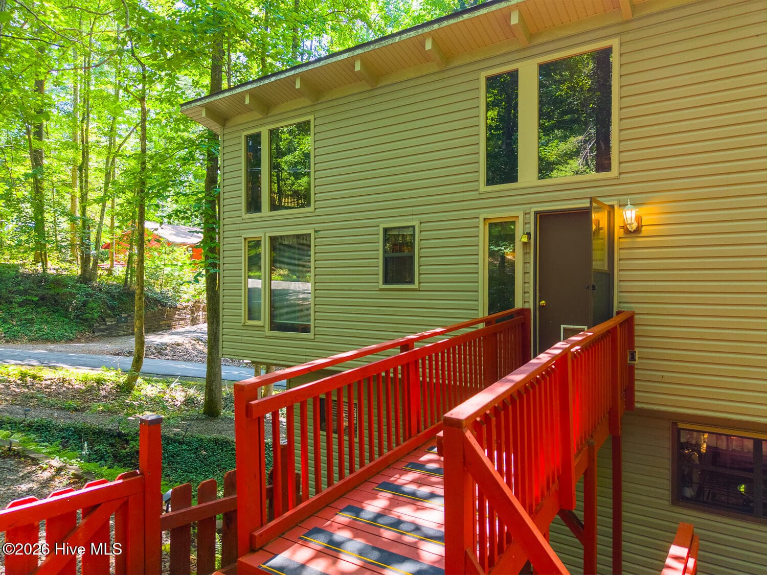 Single Family Residence at 1410 Village Road, Murphy, NC 28906, photo 5 of 61