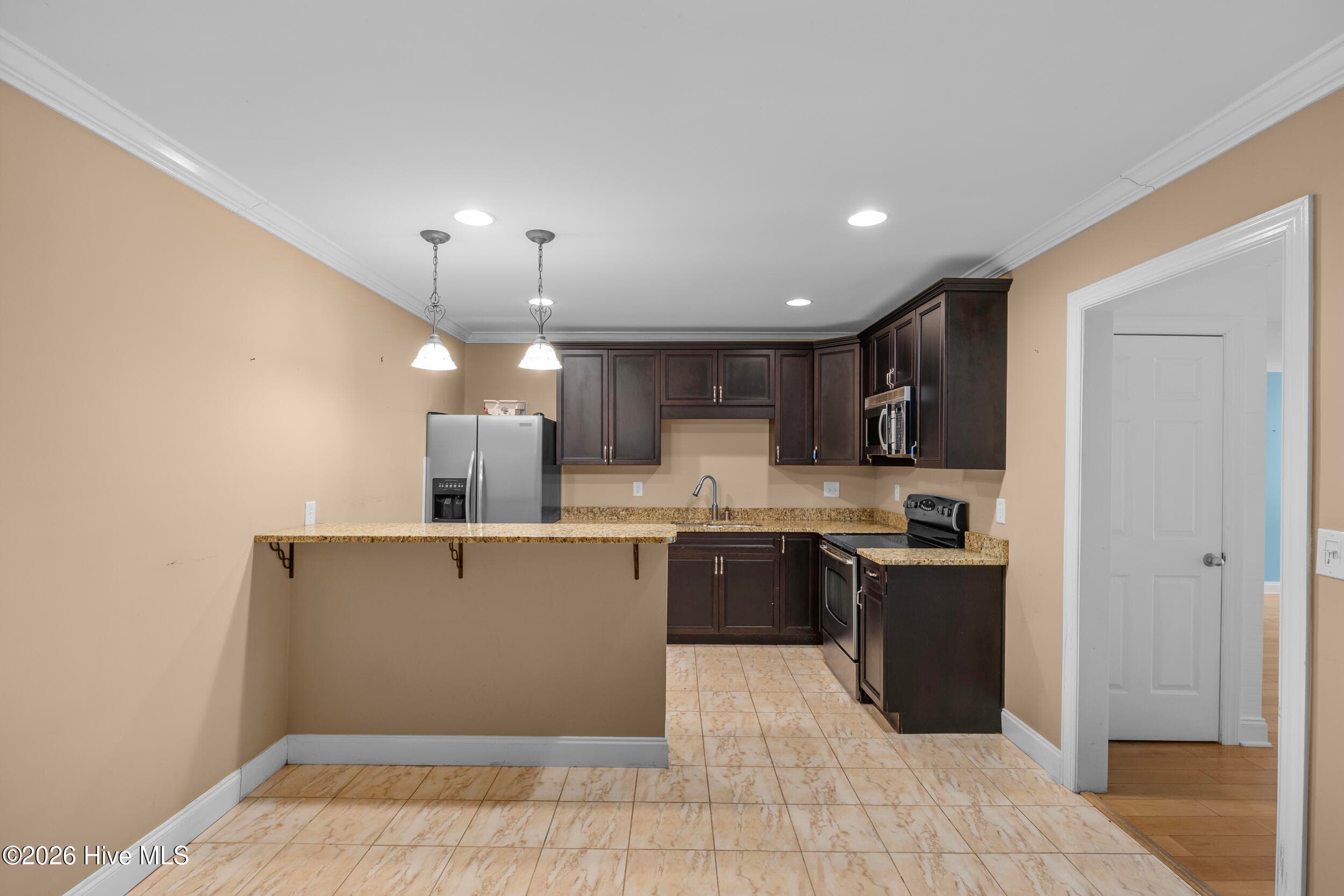 Single Family Residence at 638 Ravenswood Road, Hampstead, NC 28443, photo 32 of 100