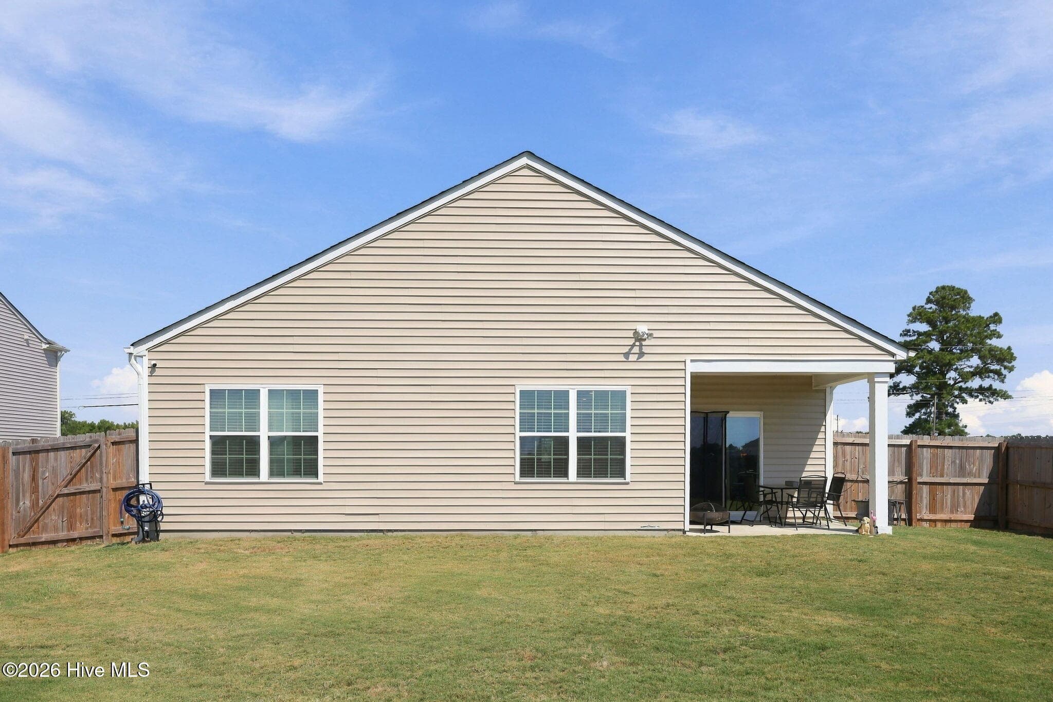 Single Family Residence at 2128 Nc Highway 102, Ayden, NC 28513, photo 4 of 47