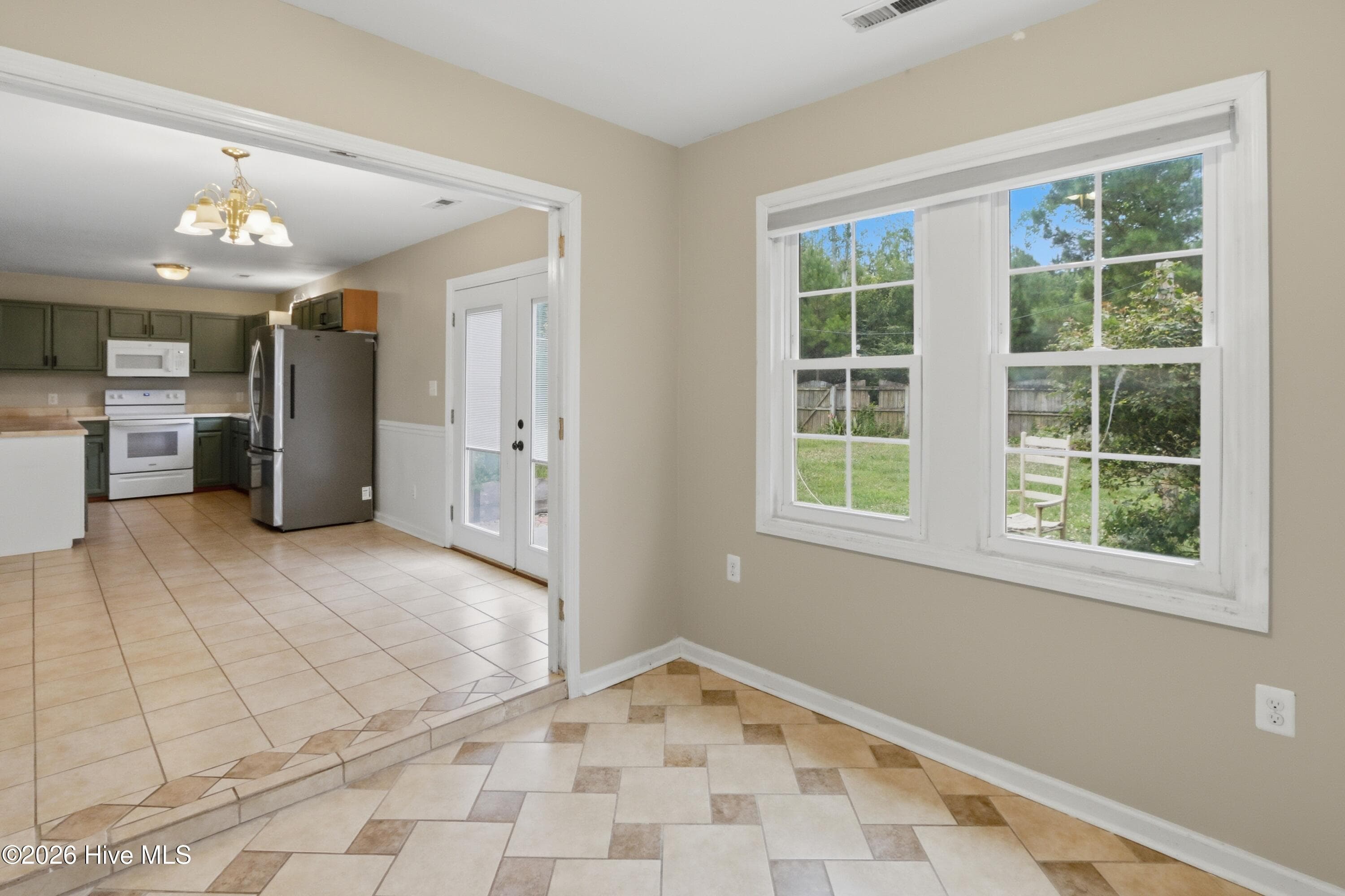 Single Family Residence at 115 Daphne Drive, Hubert, NC 28539, photo 26 of 34