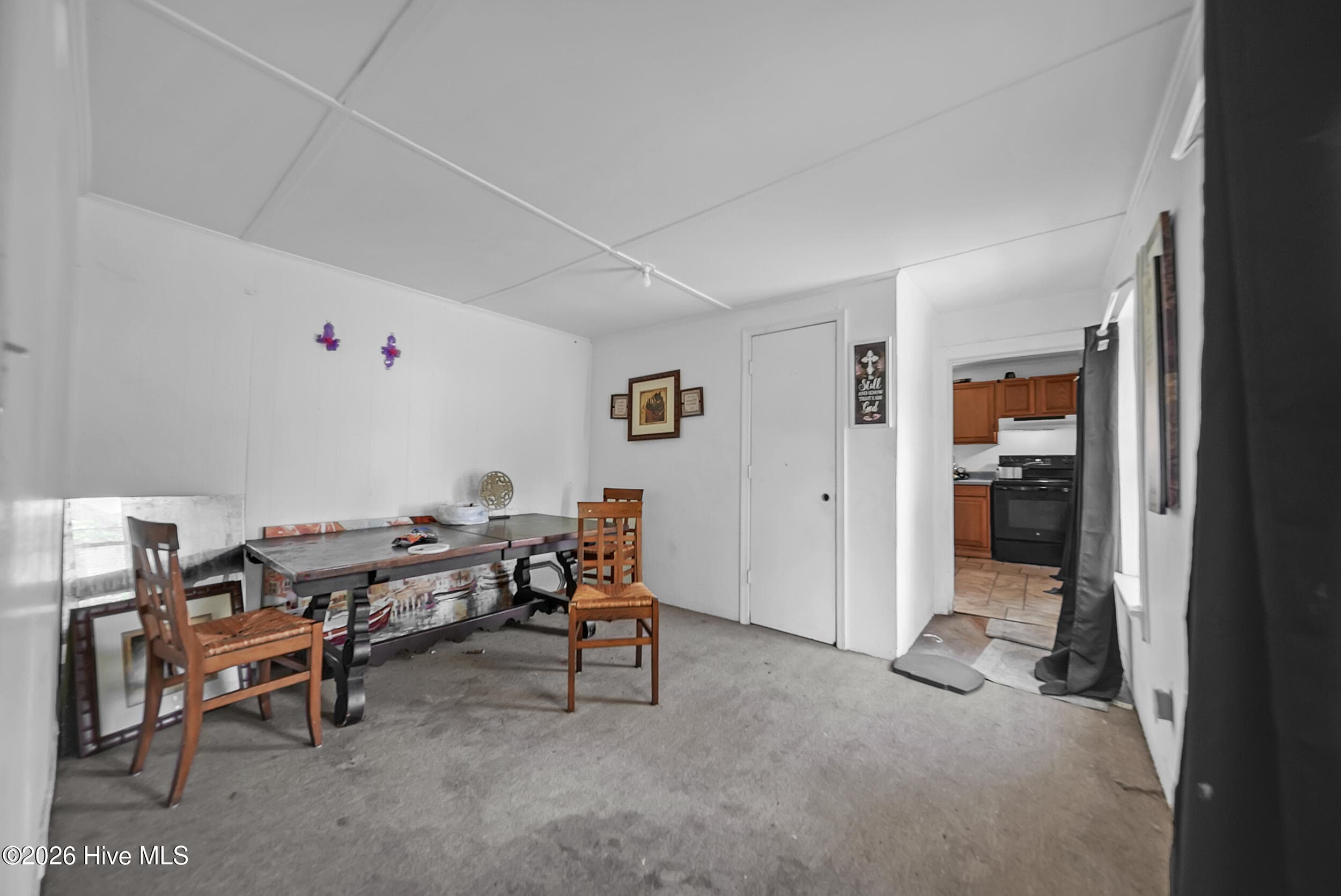 Single Family Residence at 207 Bell Street, Elizabeth City, NC 27909, photo 15 of 31