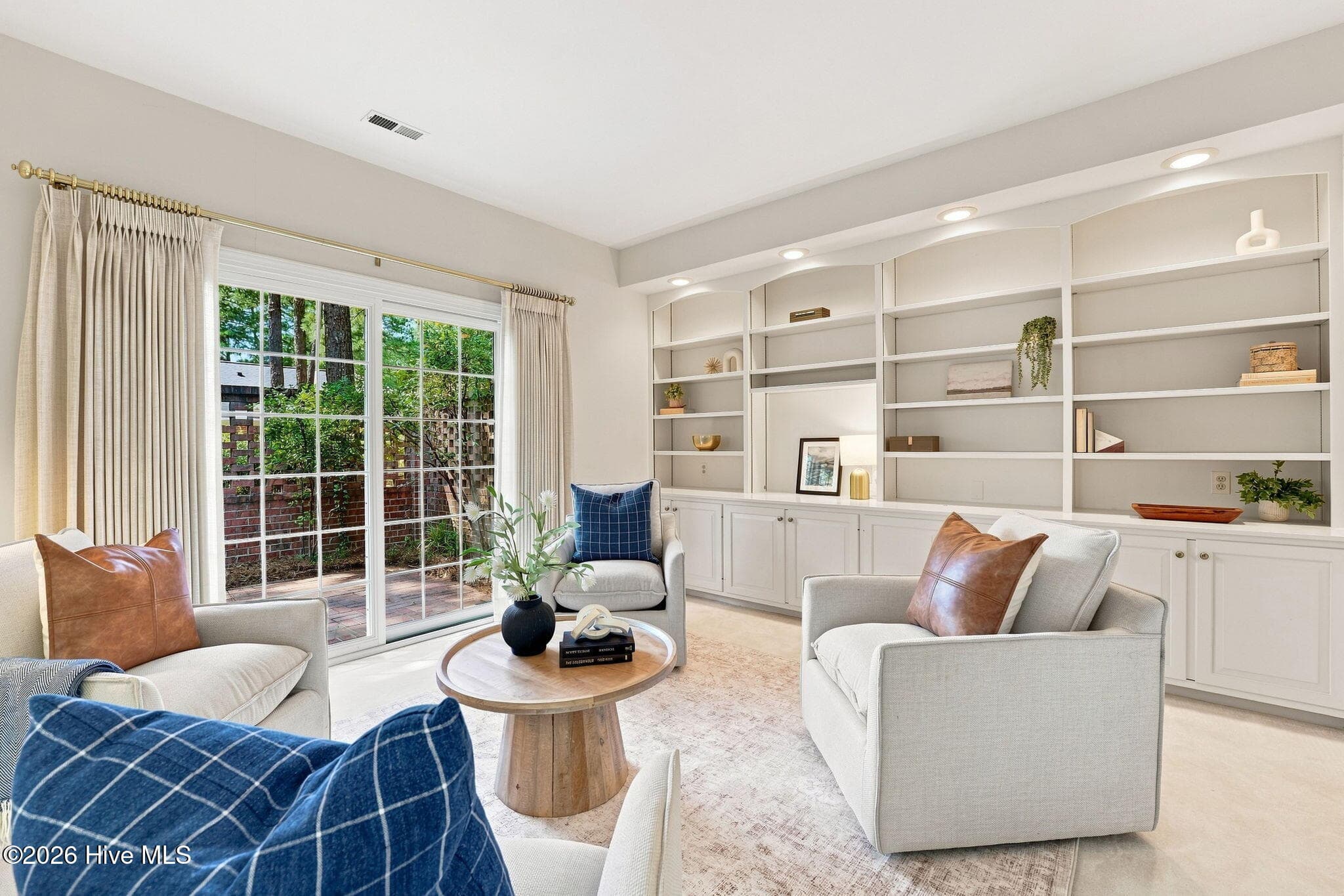Family Room - 42 Alston Place, Southern Pines, NC 28387