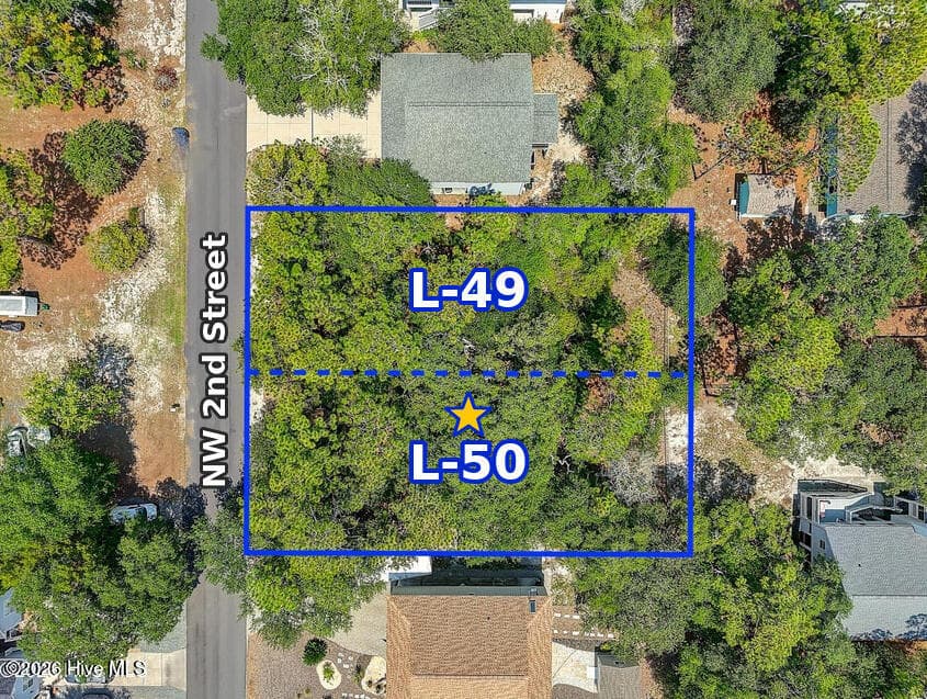 158 50 NW 2nd Street, Oak Island, NC 28465